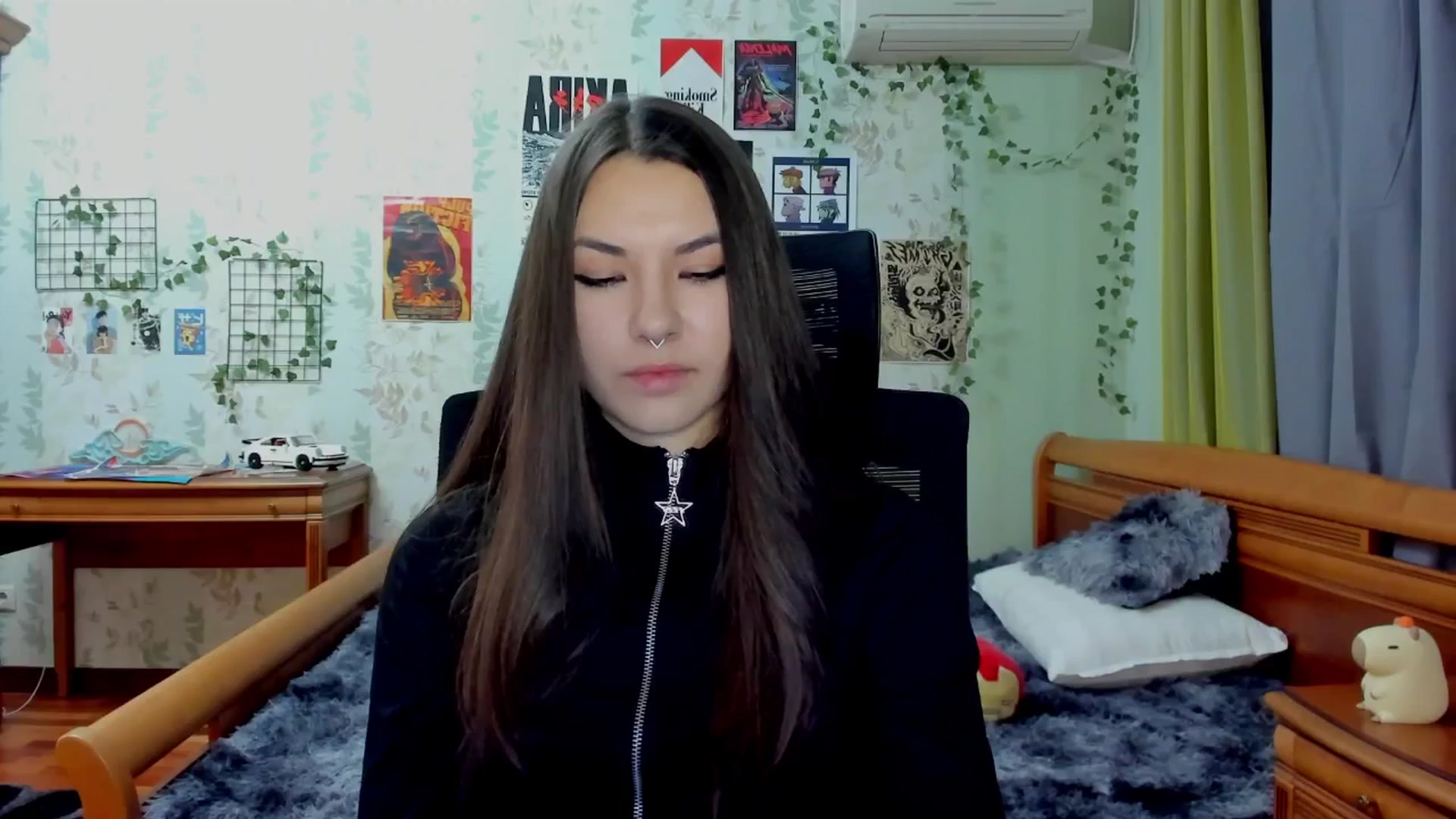 Gallery image thumbnail from AmnesiaGirl1's myfreecams stream on, 04/14/2025, 21:52 image 20 of 20