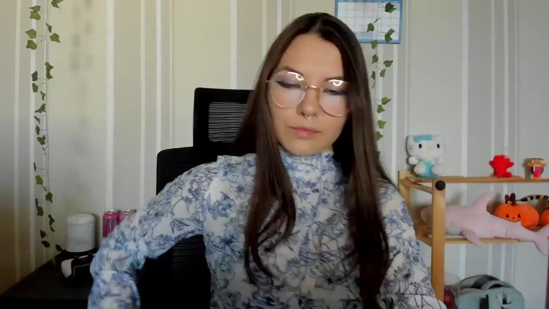 Gallery image thumbnail from AmnesiaGirl1's myfreecams stream on, 04/17/2025, 15:35 image 2 of 20