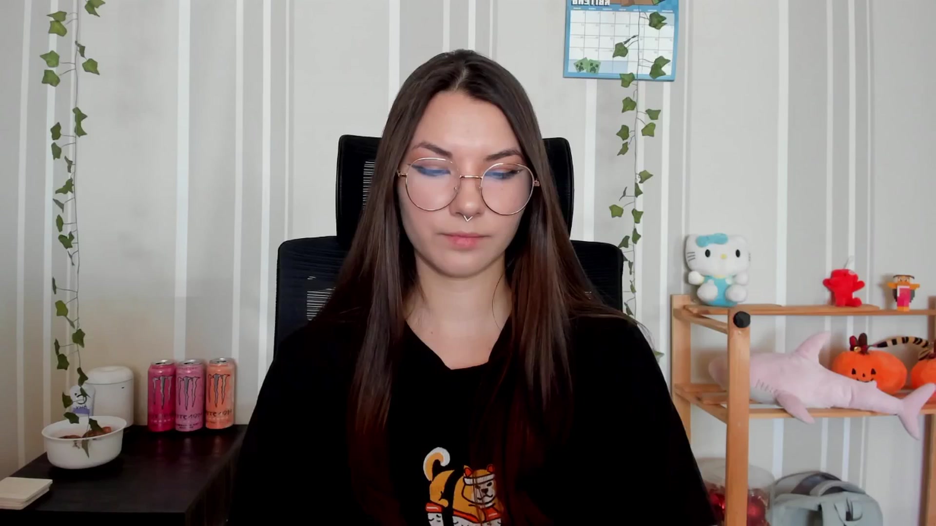 Gallery image thumbnail from AmnesiaGirl1's myfreecams stream on, 04/18/2025, 10:35 image 12 of 20