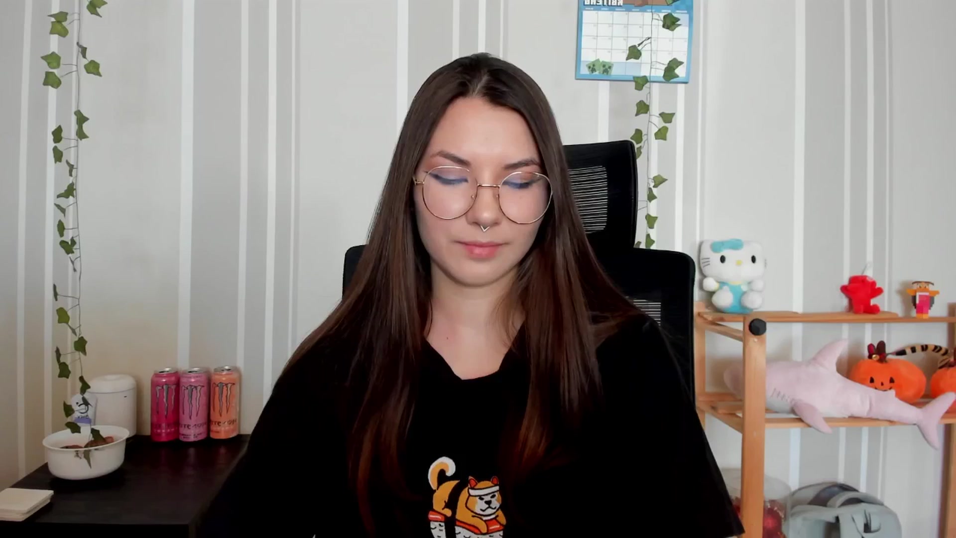 Gallery image thumbnail from AmnesiaGirl1's myfreecams stream on, 04/18/2025, 10:35 image 6 of 20
