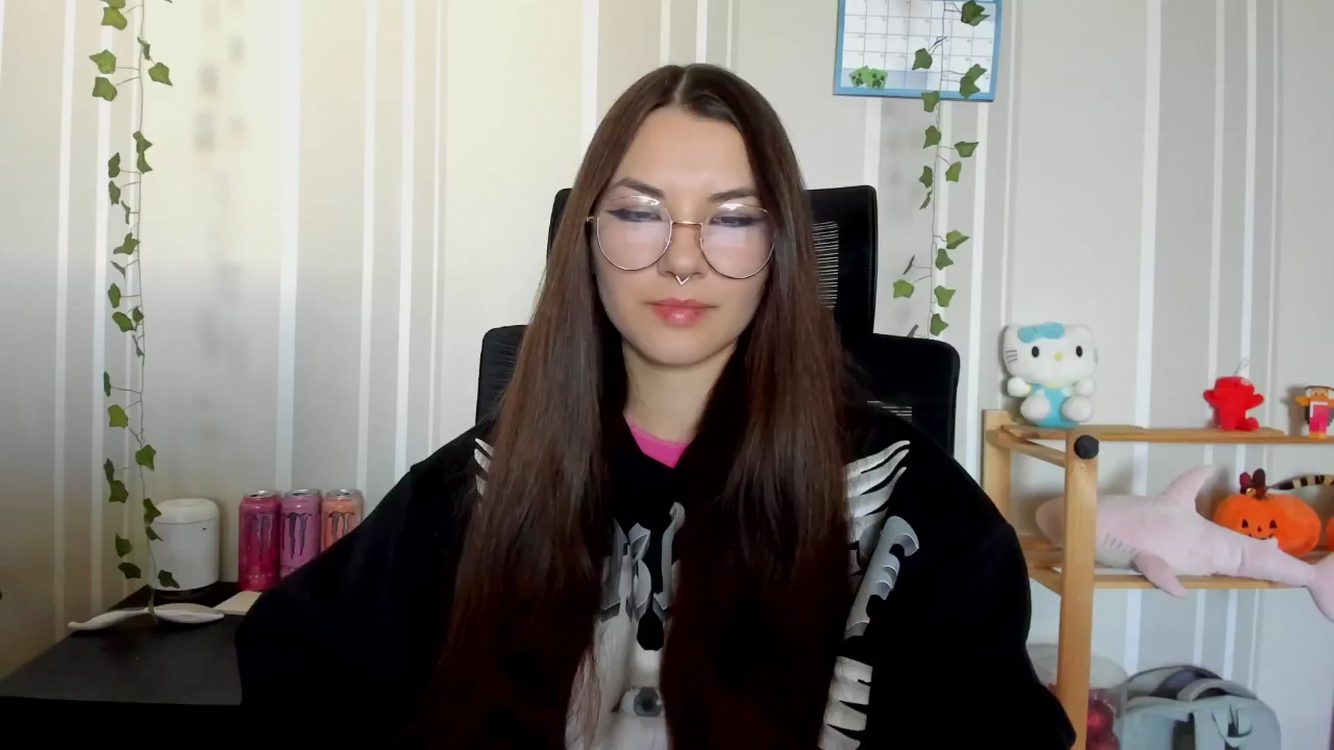 Gallery image thumbnail from AmnesiaGirl1's myfreecams stream on, 04/19/2025, 14:48 image 6 of 20