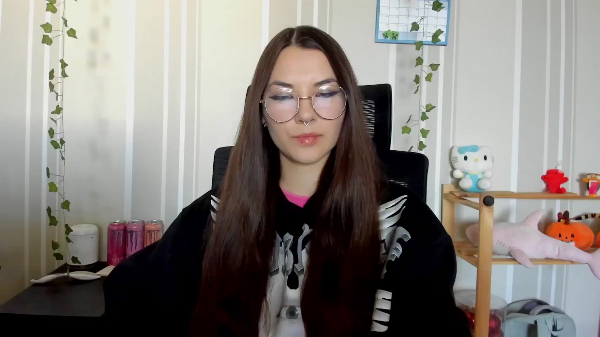 Gallery image thumbnail from AmnesiaGirl1's myfreecams stream on, 04/19/2025, 14:48 image 1 of 20