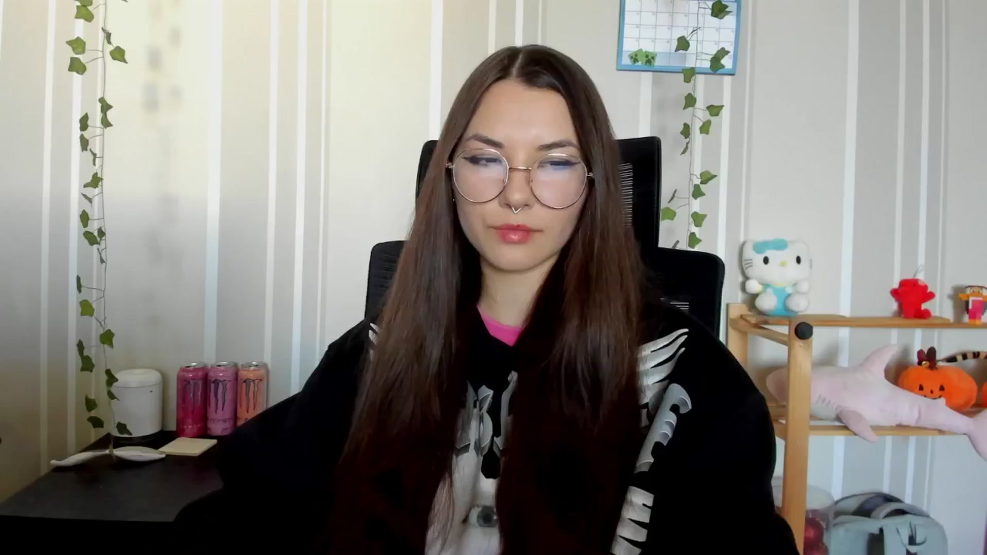 Gallery image thumbnail from AmnesiaGirl1's myfreecams stream on, 04/19/2025, 14:48 image 8 of 20