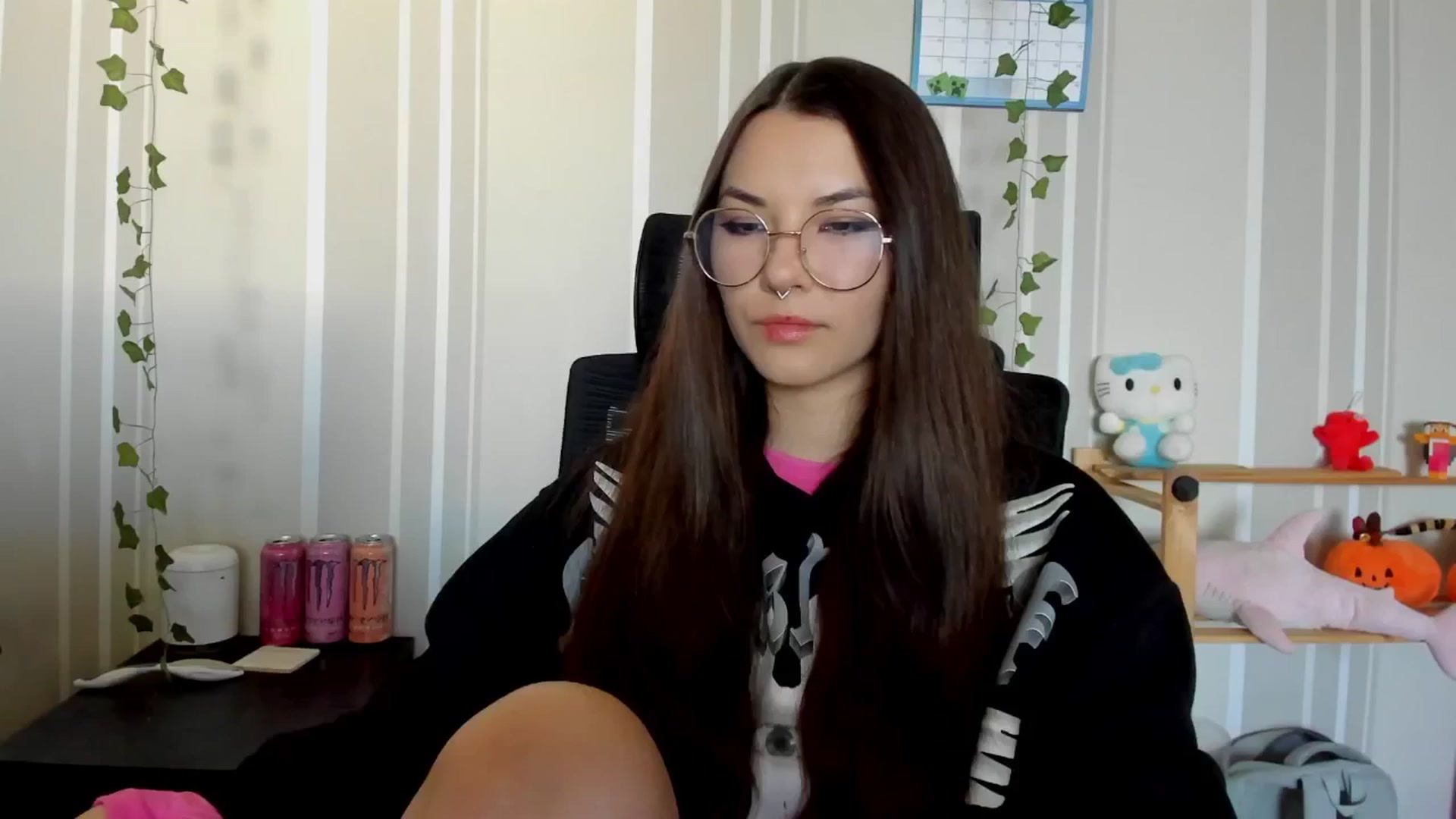 Gallery image thumbnail from AmnesiaGirl1's myfreecams stream on, 04/19/2025, 14:48 image 13 of 20