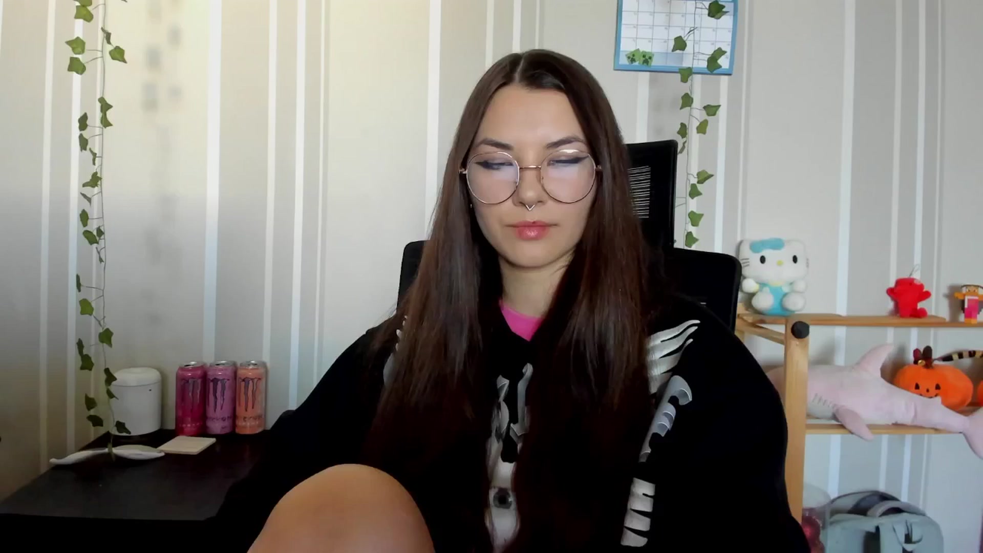 Gallery image thumbnail from AmnesiaGirl1's myfreecams stream on, 04/19/2025, 14:48 image 16 of 20