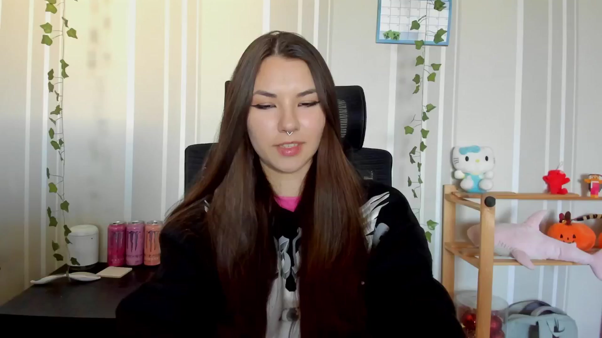 Gallery image thumbnail from AmnesiaGirl1's myfreecams stream on, 04/19/2025, 15:11 image 7 of 20