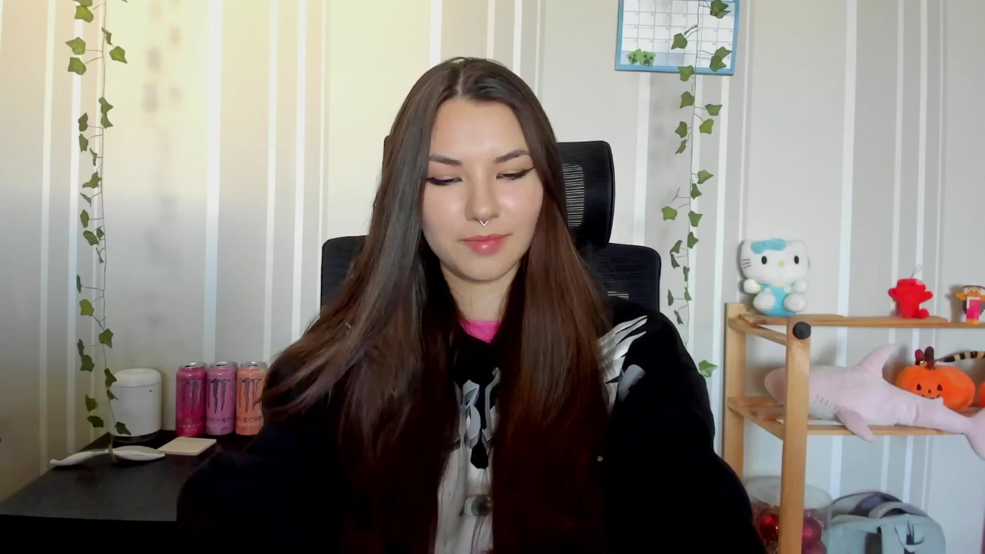 Gallery image thumbnail from AmnesiaGirl1's myfreecams stream on, 04/19/2025, 15:11 image 5 of 20