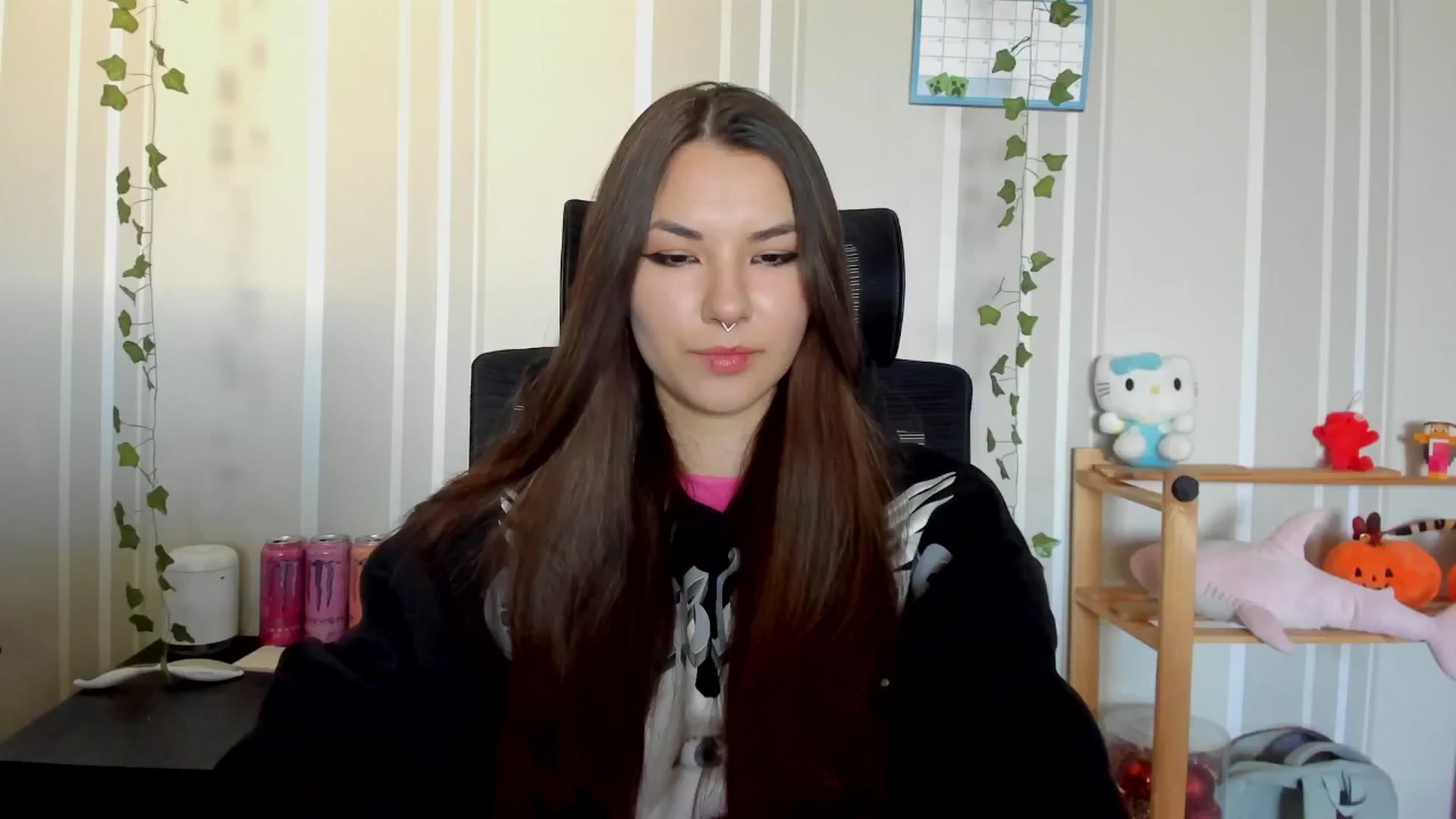 Gallery image thumbnail from AmnesiaGirl1's myfreecams stream on, 04/19/2025, 15:11 image 8 of 20