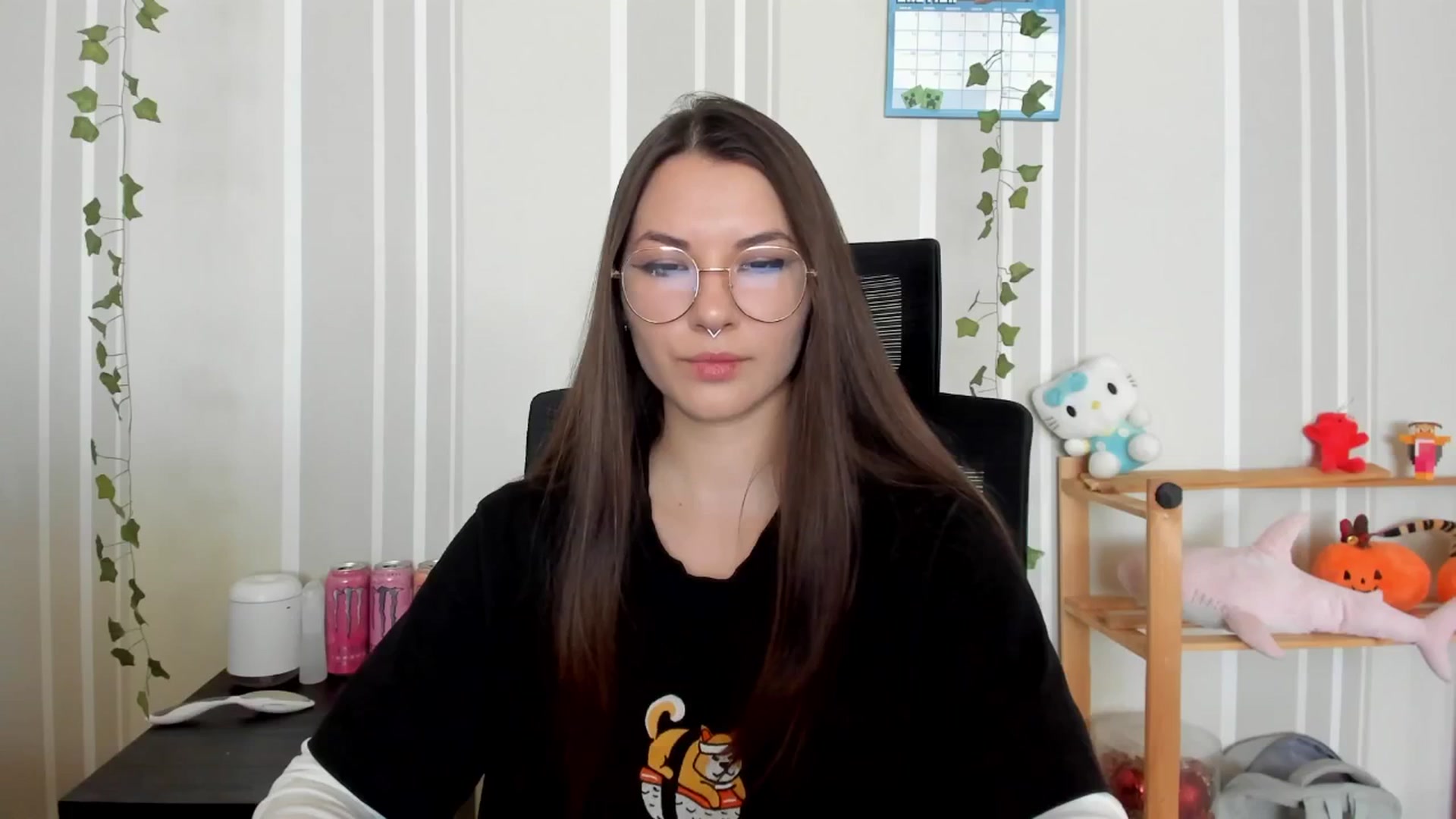 Gallery image thumbnail from AmnesiaGirl1's myfreecams stream on, 04/20/2025, 11:05 image 13 of 20