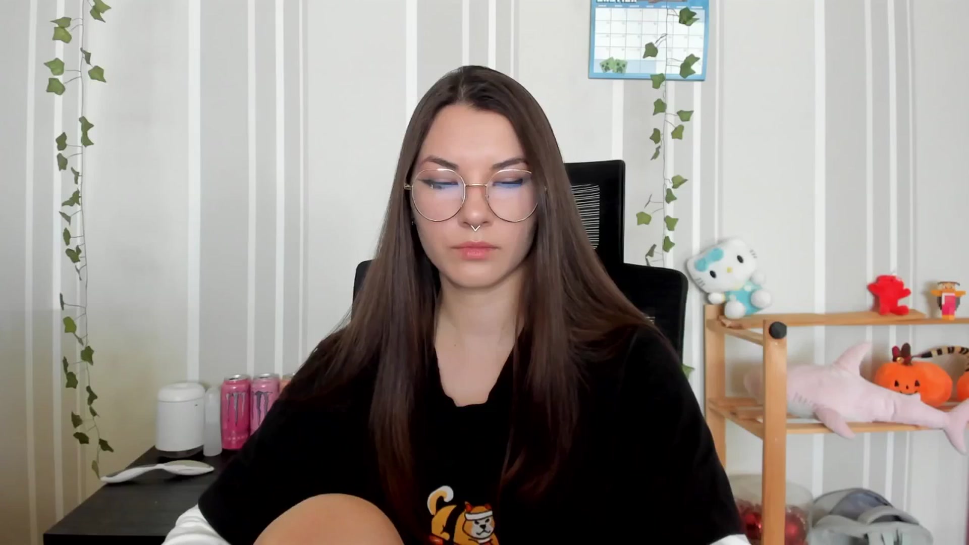 Gallery image thumbnail from AmnesiaGirl1's myfreecams stream on, 04/20/2025, 11:05 image 6 of 20