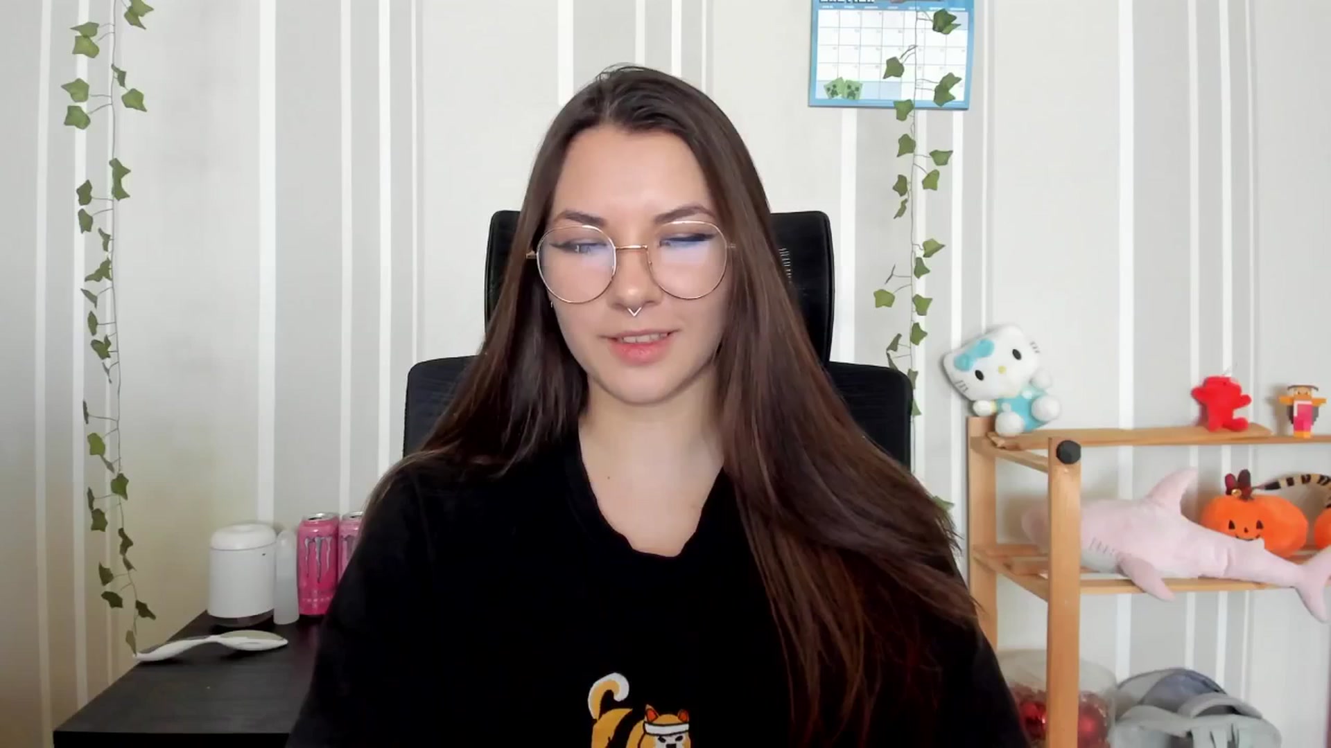 Gallery image thumbnail from AmnesiaGirl1's myfreecams stream on, 04/20/2025, 11:05 image 14 of 20