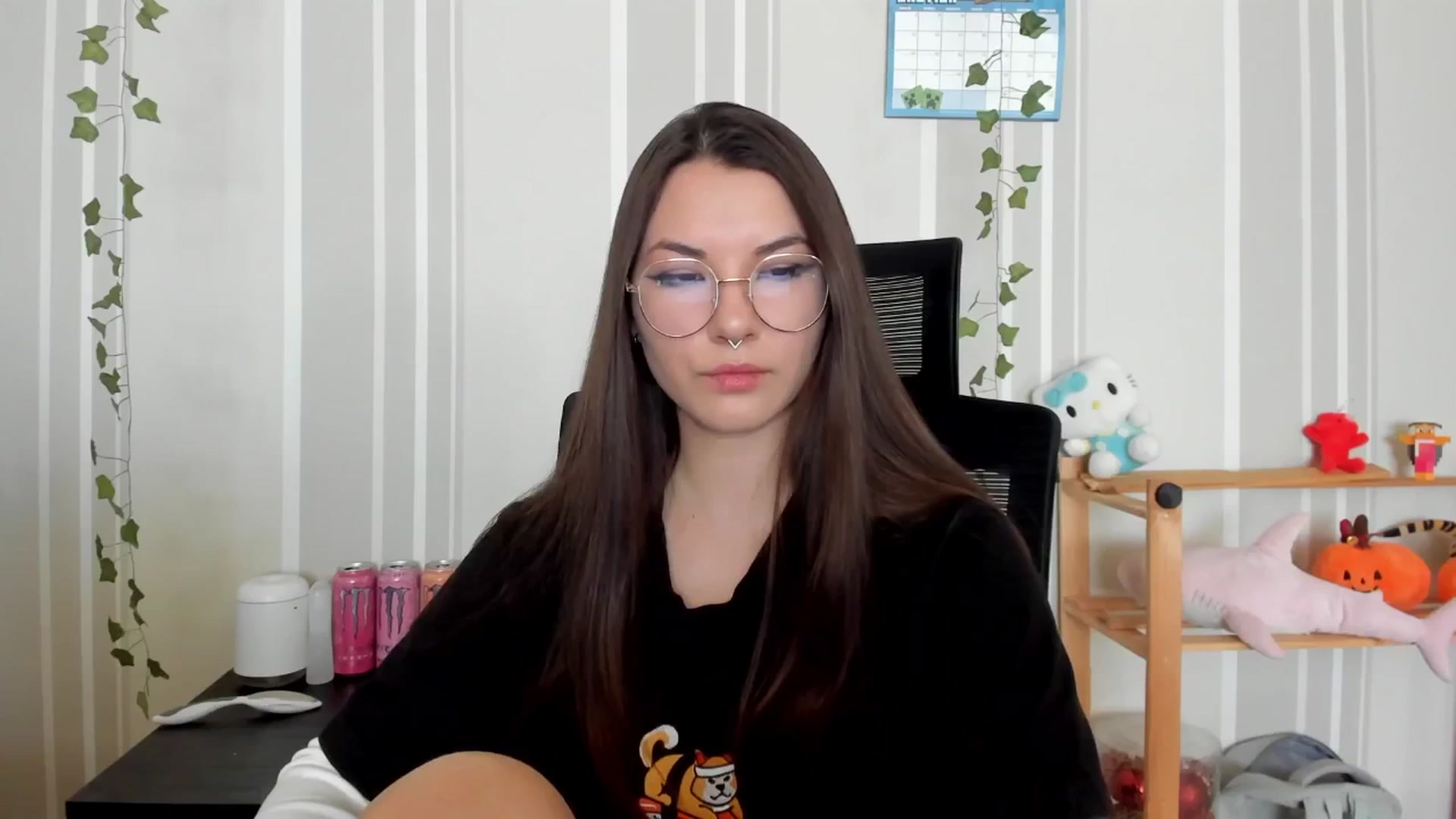 Gallery image thumbnail from AmnesiaGirl1's myfreecams stream on, 04/20/2025, 11:05 image 8 of 20