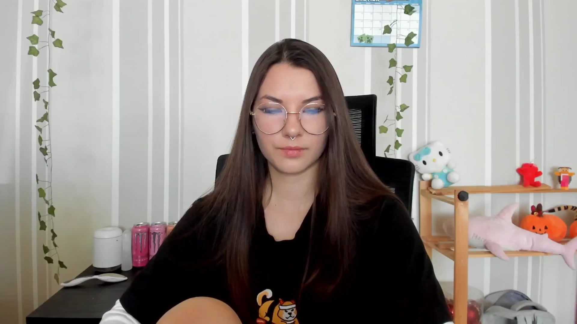Gallery image thumbnail from AmnesiaGirl1's myfreecams stream on, 04/20/2025, 11:05 image 7 of 20