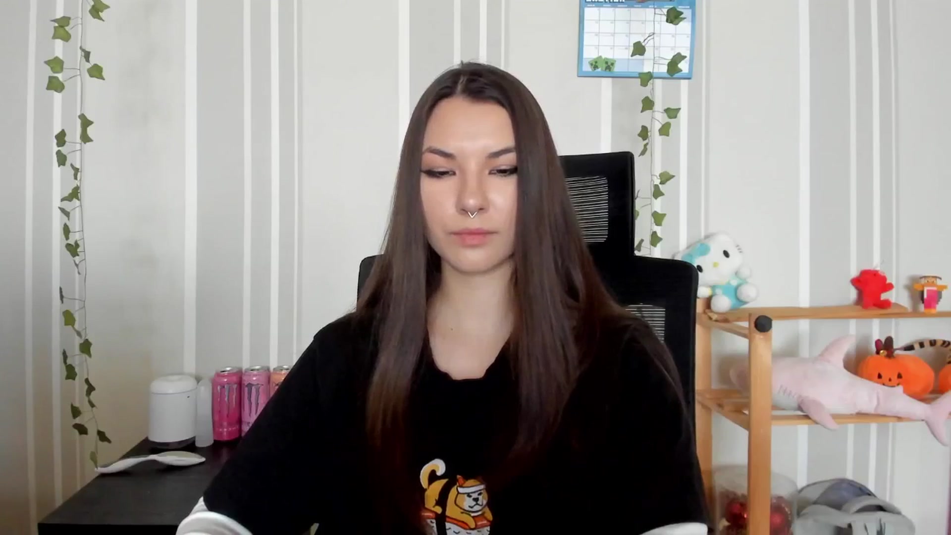 Gallery image thumbnail from AmnesiaGirl1's myfreecams stream on, 04/20/2025, 11:23 image 18 of 20