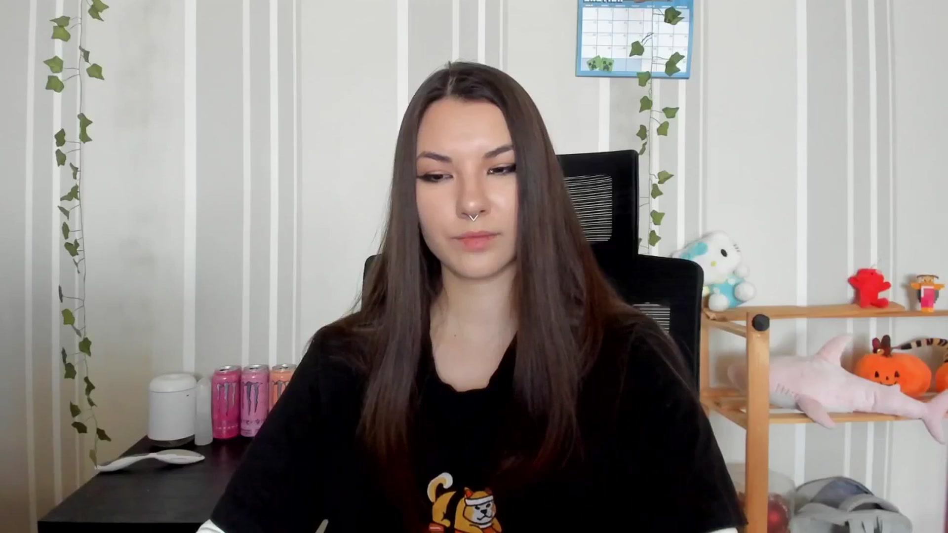 Gallery image thumbnail from AmnesiaGirl1's myfreecams stream on, 04/20/2025, 11:23 image 15 of 20