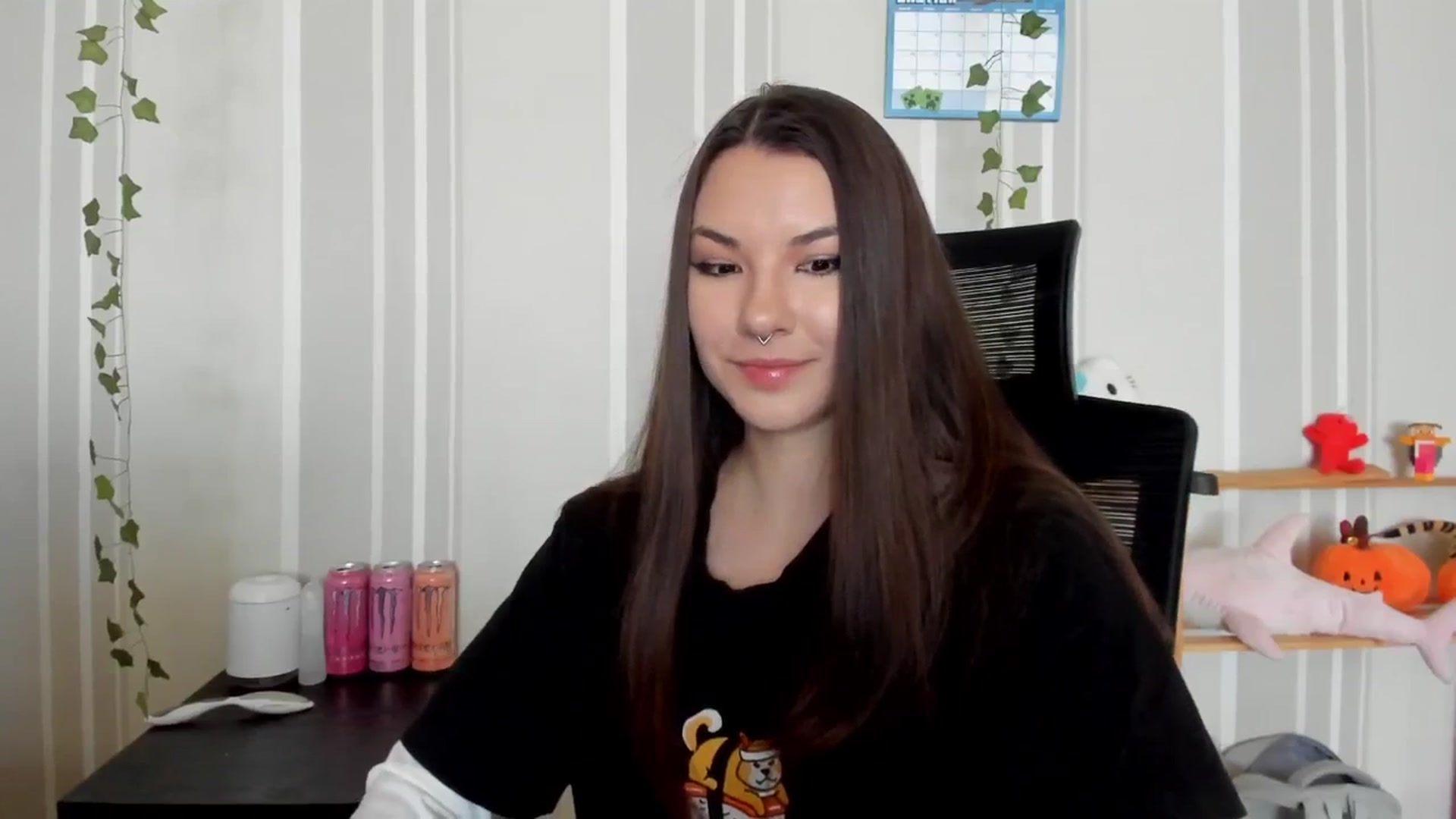 Gallery image thumbnail from AmnesiaGirl1's myfreecams stream on, 04/20/2025, 11:23 image 4 of 20