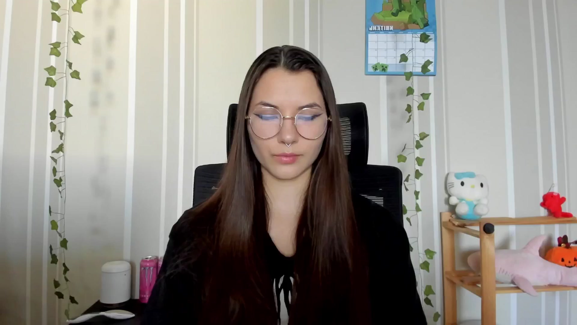 Gallery image thumbnail from AmnesiaGirl1's myfreecams stream on, 04/21/2025, 14:25 image 4 of 20