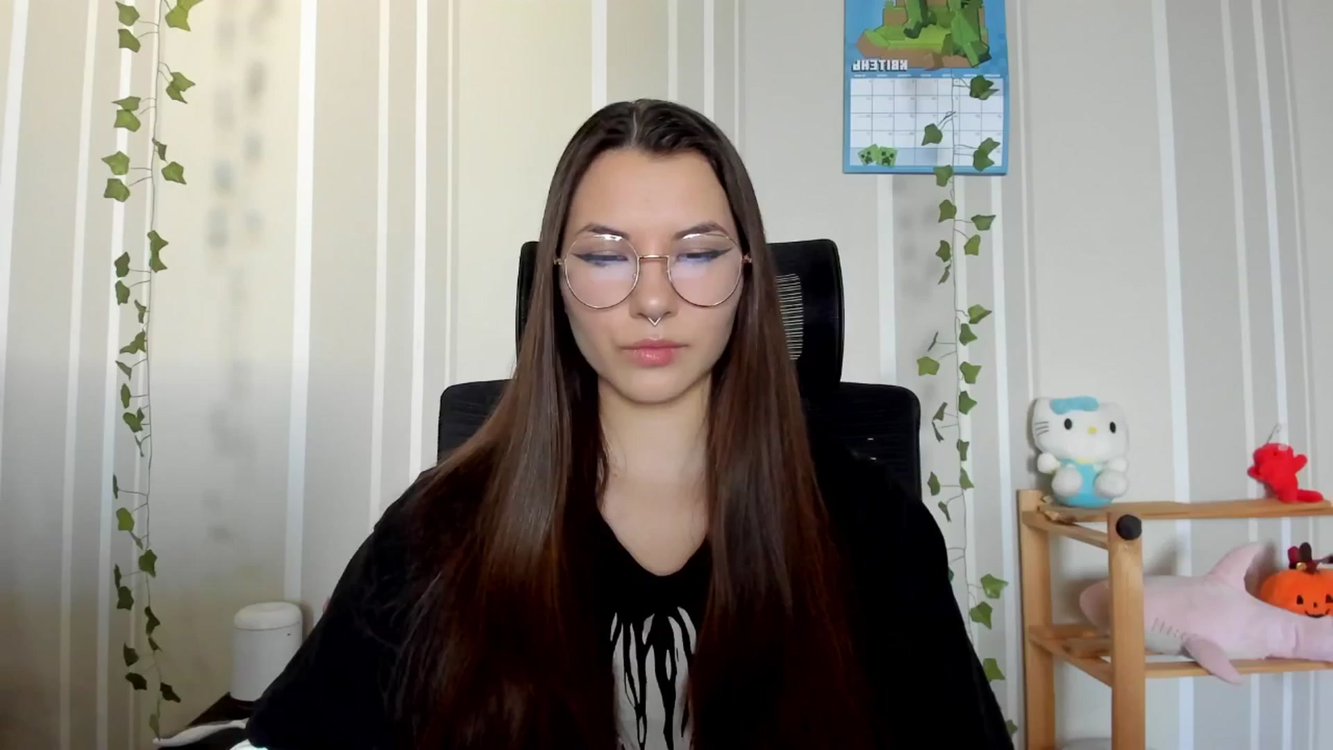 Gallery image thumbnail from AmnesiaGirl1's myfreecams stream on, 04/21/2025, 14:25 image 17 of 20