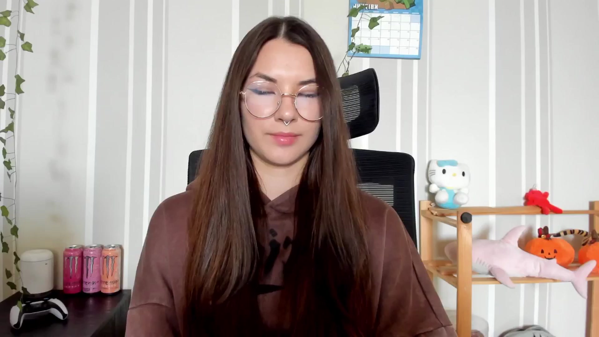 Gallery image thumbnail from AmnesiaGirl1's myfreecams stream on, 04/24/2025, 11:04 image 5 of 20