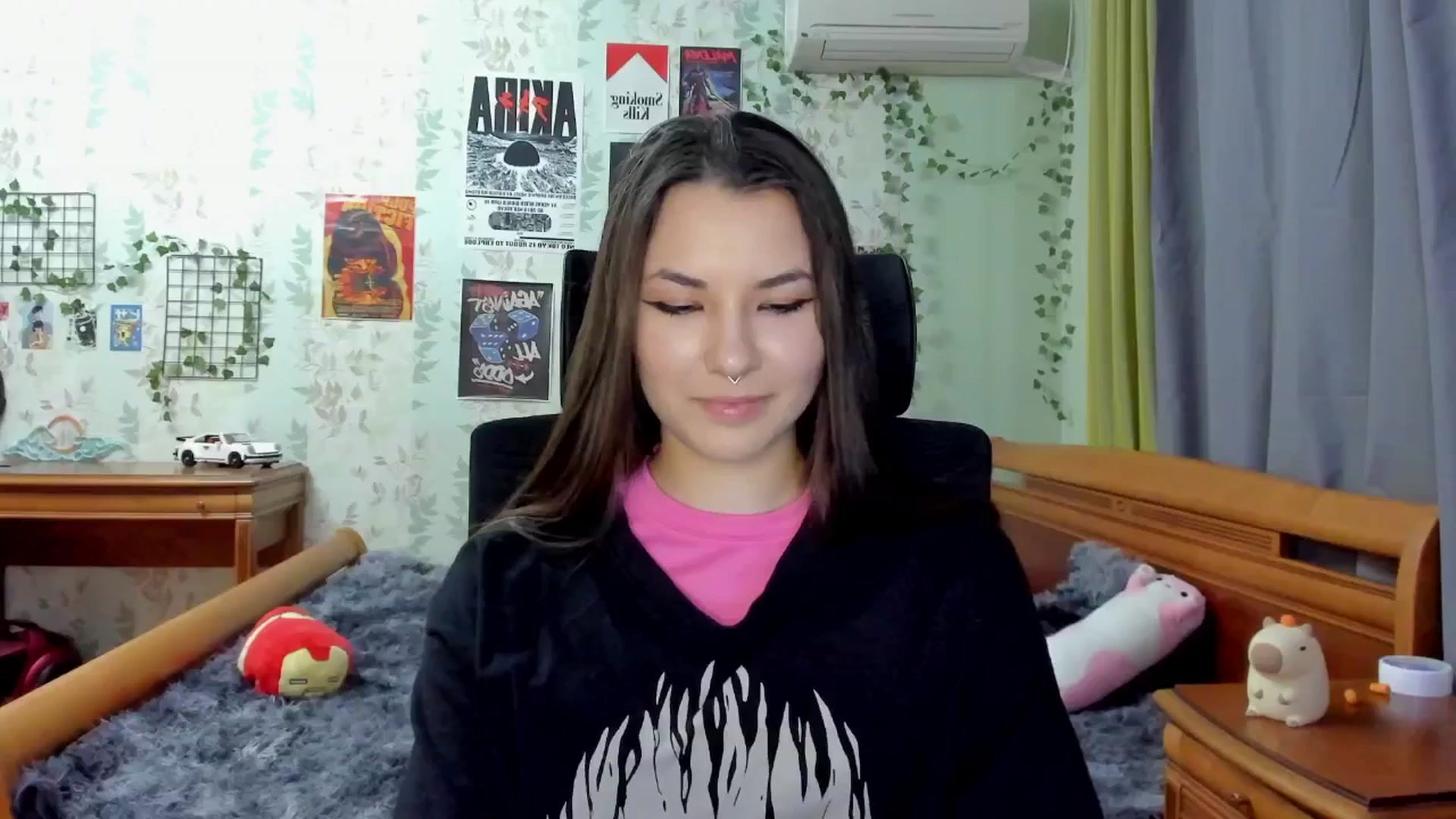Gallery image thumbnail from AmnesiaGirl1's myfreecams stream on, 04/25/2025, 18:31 image 16 of 20