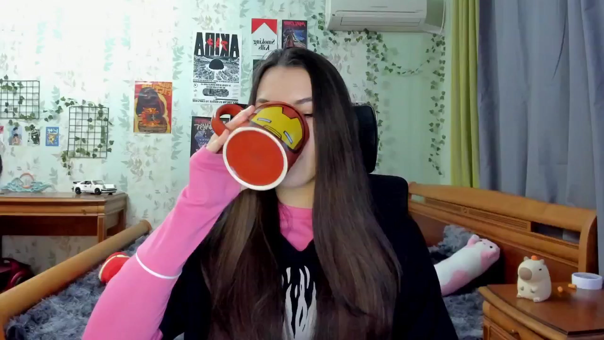 Gallery image thumbnail from AmnesiaGirl1's myfreecams stream on, 04/25/2025, 18:31 image 3 of 20