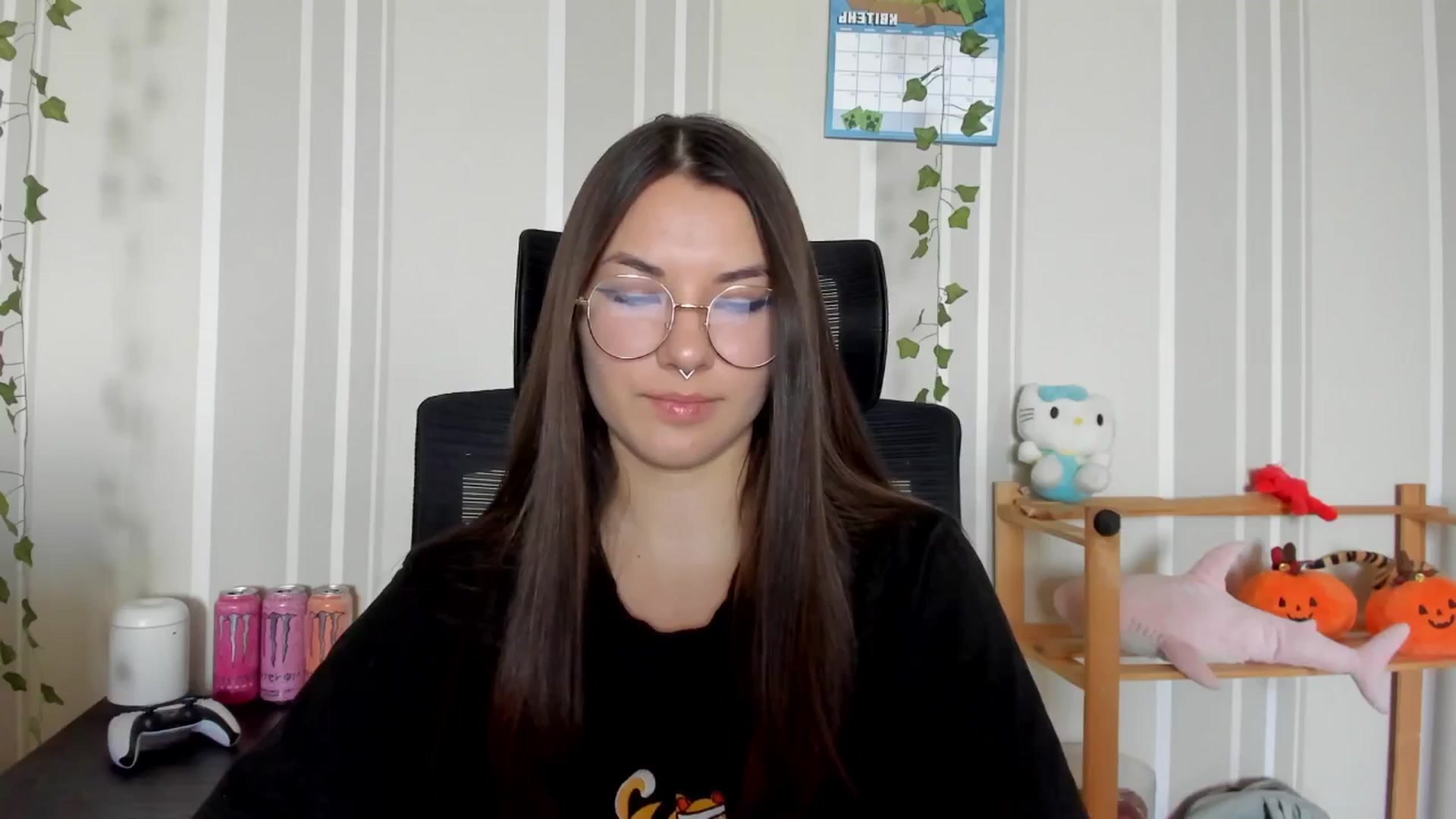 Gallery image thumbnail from AmnesiaGirl1's myfreecams stream on, 04/27/2025, 10:20 image 18 of 20