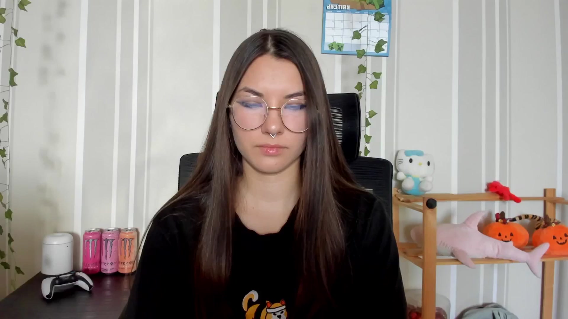 Gallery image thumbnail from AmnesiaGirl1's myfreecams stream on, 04/27/2025, 10:20 image 12 of 20