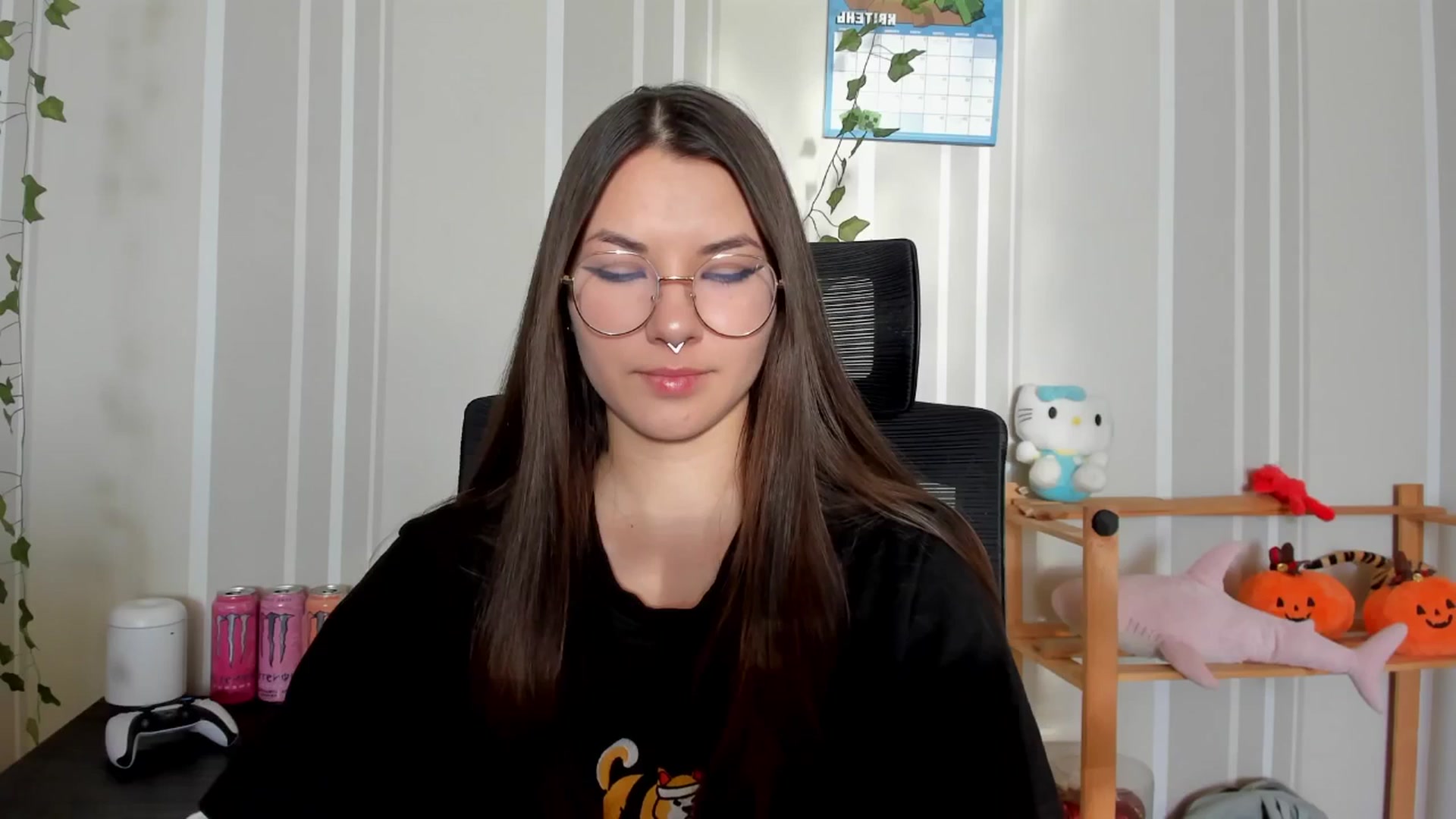 Gallery image thumbnail from AmnesiaGirl1's myfreecams stream on, 04/27/2025, 10:20 image 7 of 20