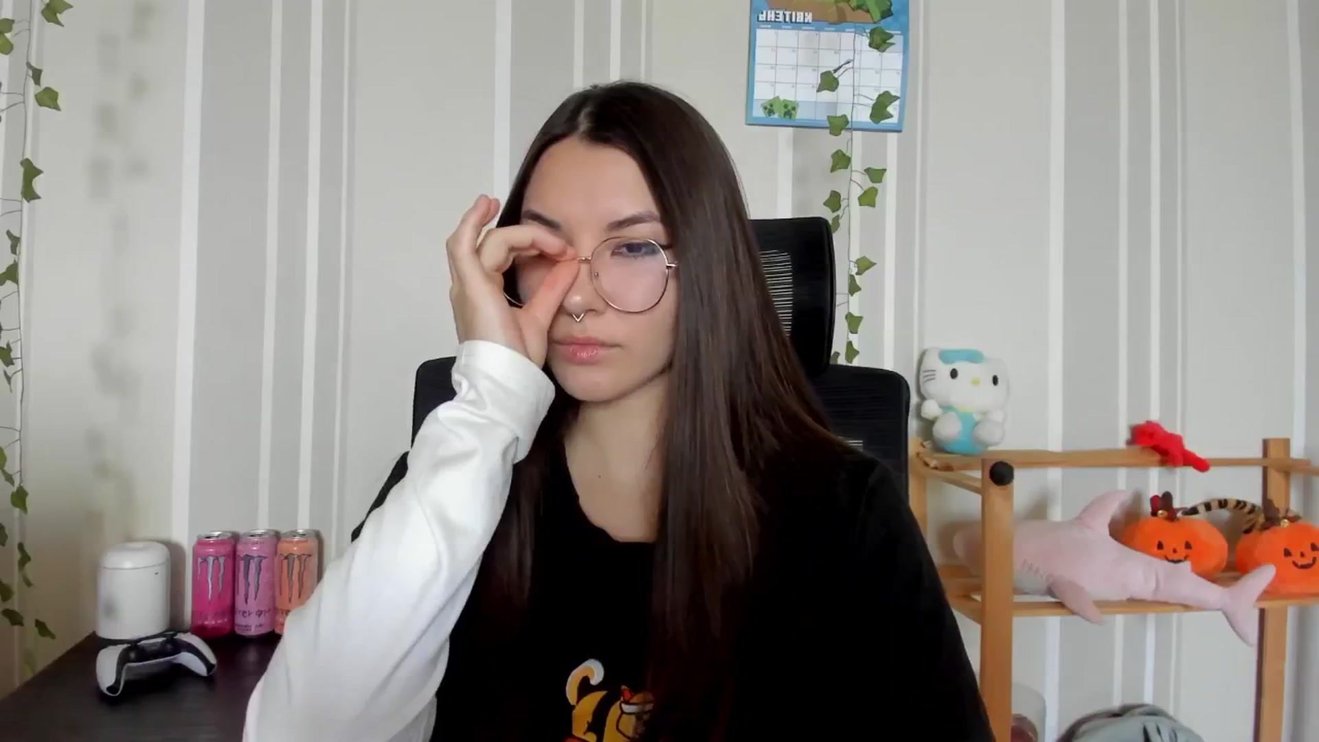 Gallery image thumbnail from AmnesiaGirl1's myfreecams stream on, 04/27/2025, 10:20 image 14 of 20