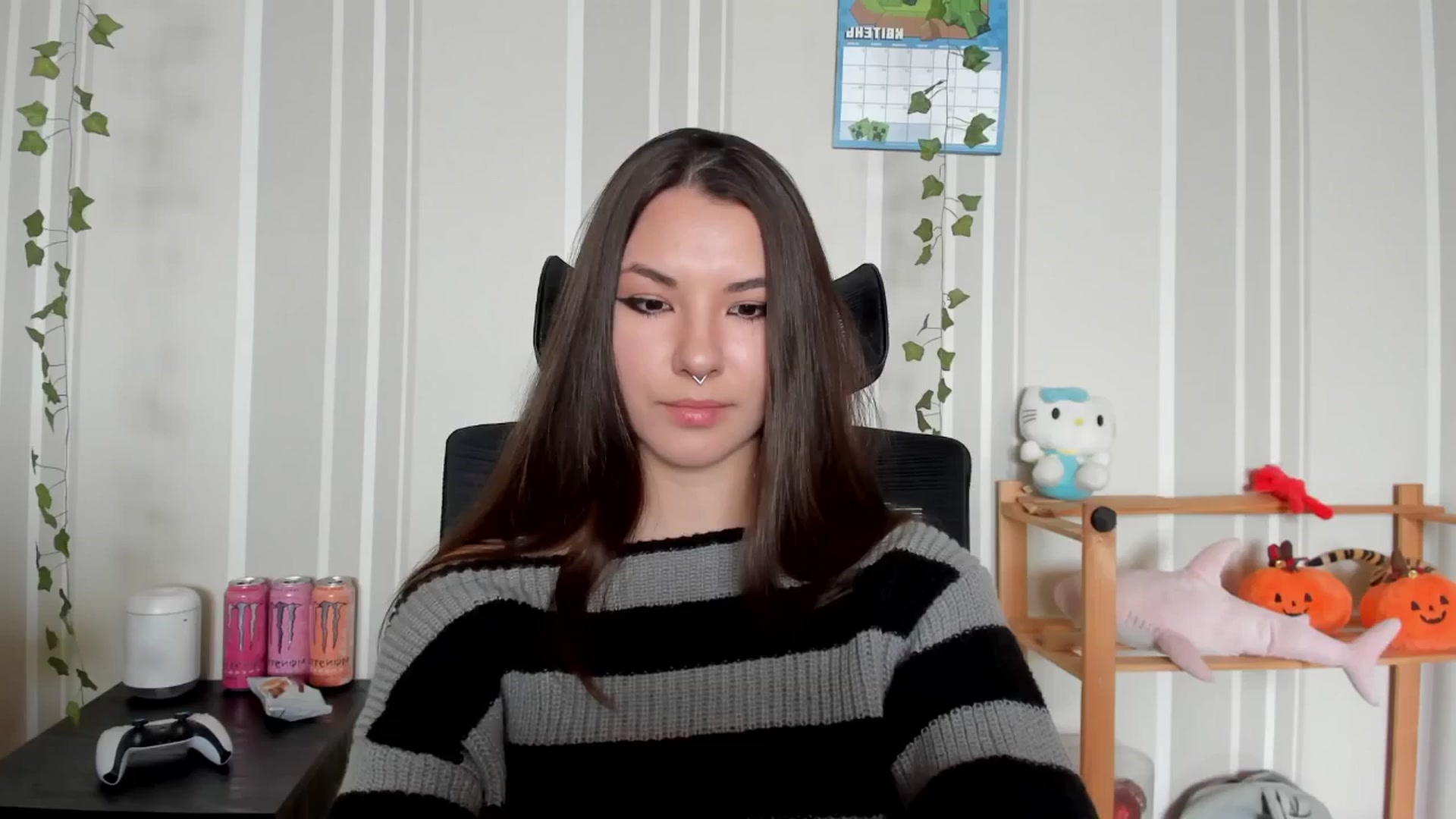 Gallery image thumbnail from AmnesiaGirl1's myfreecams stream on, 04/29/2025, 10:25 image 1 of 20