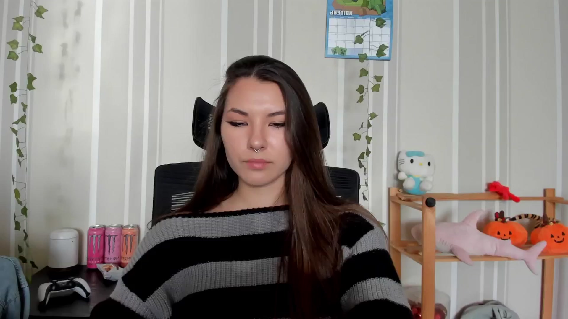 Gallery image thumbnail from AmnesiaGirl1's myfreecams stream on, 04/29/2025, 10:25 image 14 of 20