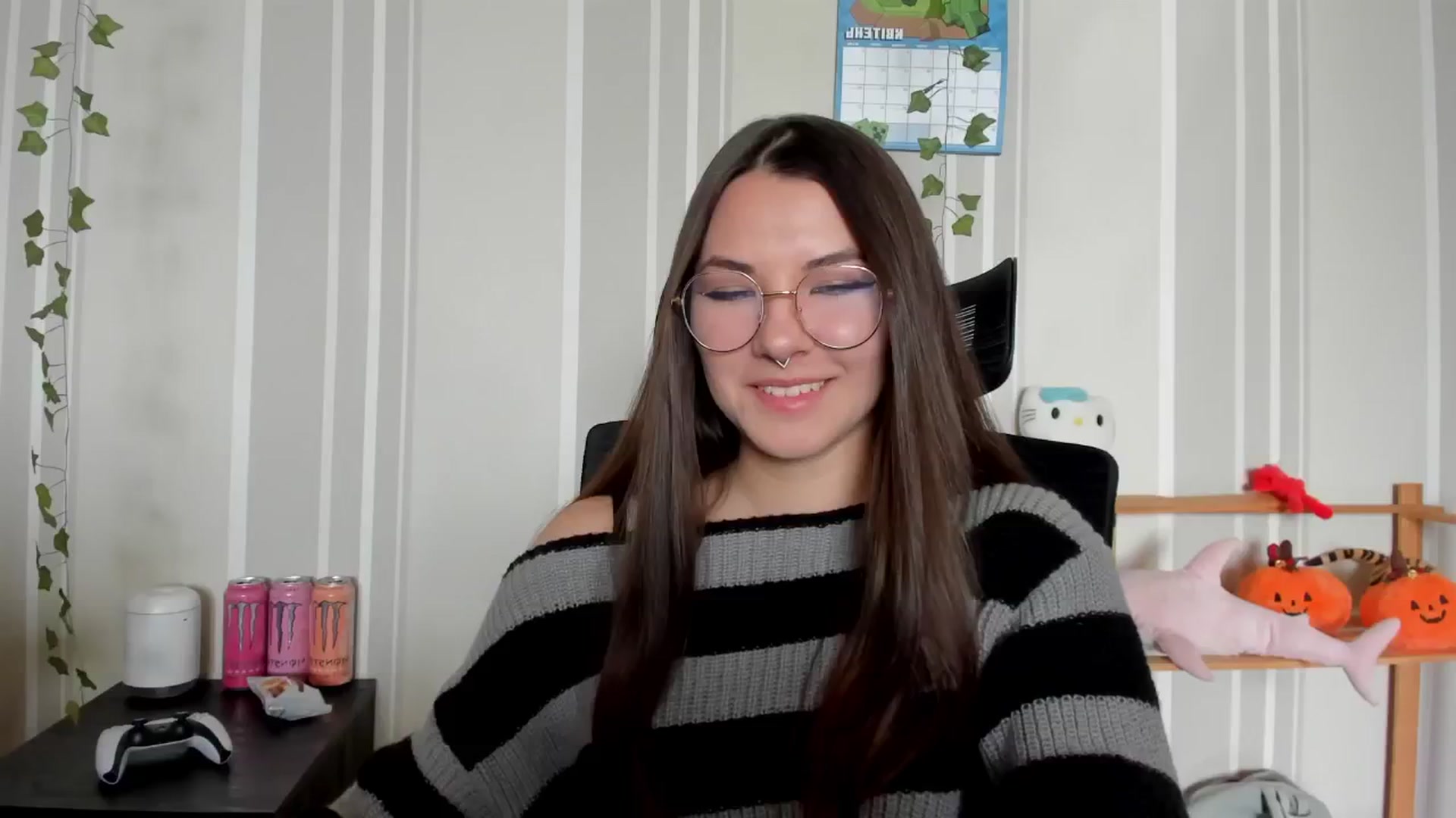 Gallery image thumbnail from AmnesiaGirl1's myfreecams stream on, 04/29/2025, 10:25 image 6 of 20