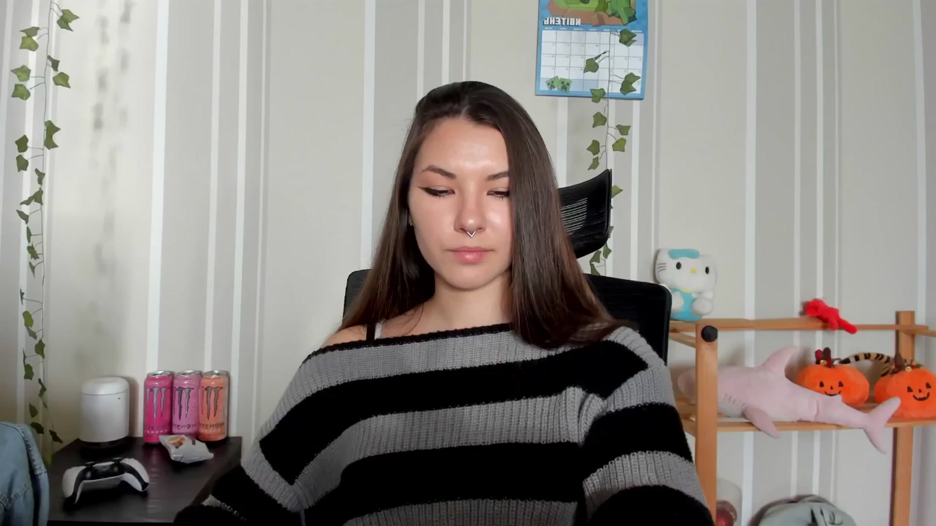 Gallery image thumbnail from AmnesiaGirl1's myfreecams stream on, 04/29/2025, 10:25 image 15 of 20