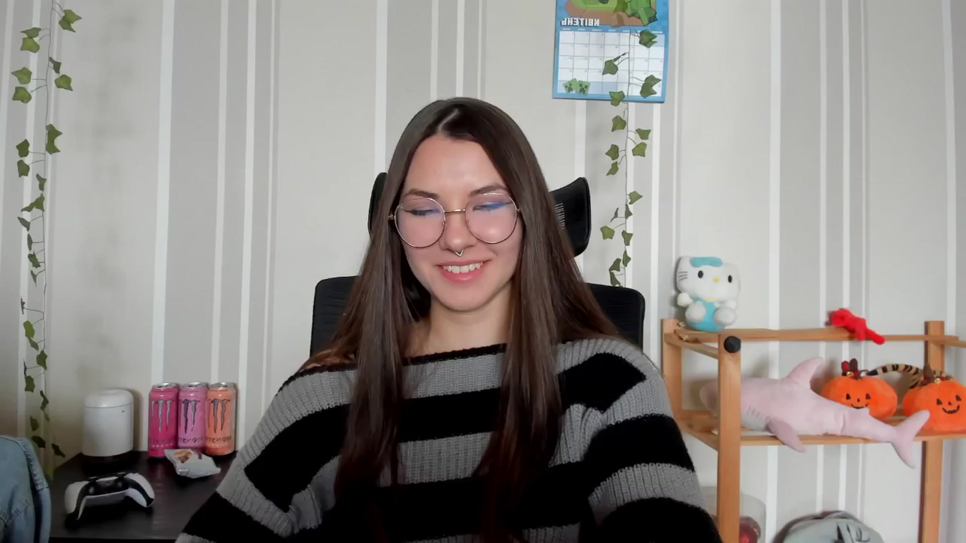 Gallery image thumbnail from AmnesiaGirl1's myfreecams stream on, 04/29/2025, 10:25 image 7 of 20