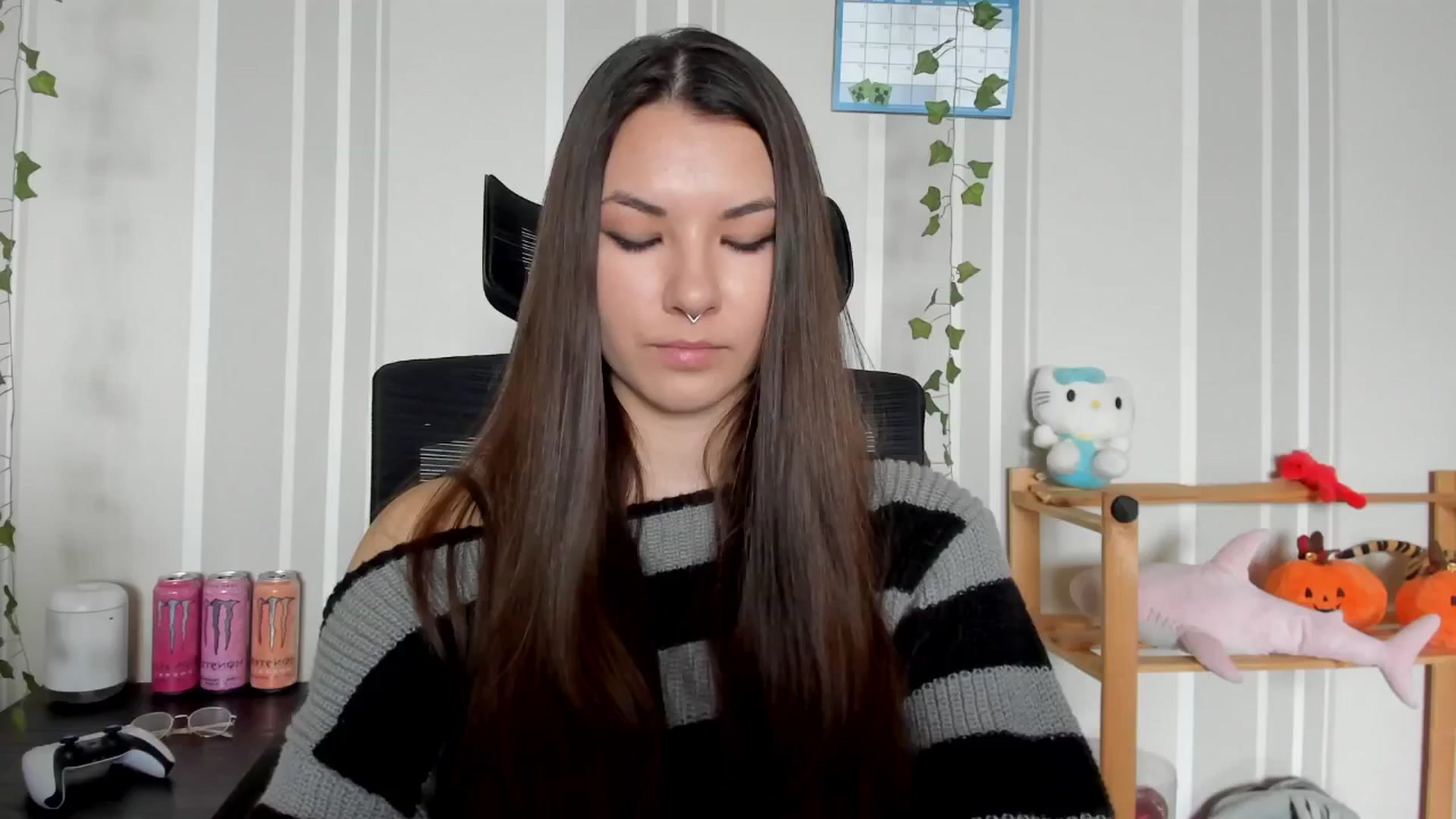 Gallery image thumbnail from AmnesiaGirl1's myfreecams stream on, 04/30/2025, 11:31 image 13 of 20