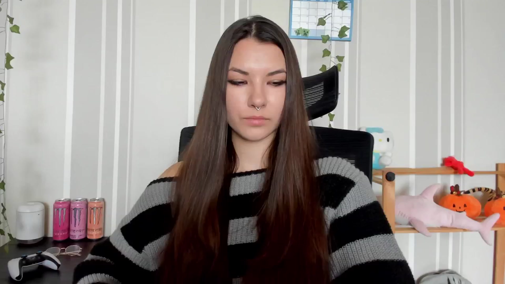 Gallery image thumbnail from AmnesiaGirl1's myfreecams stream on, 04/30/2025, 11:31 image 9 of 20