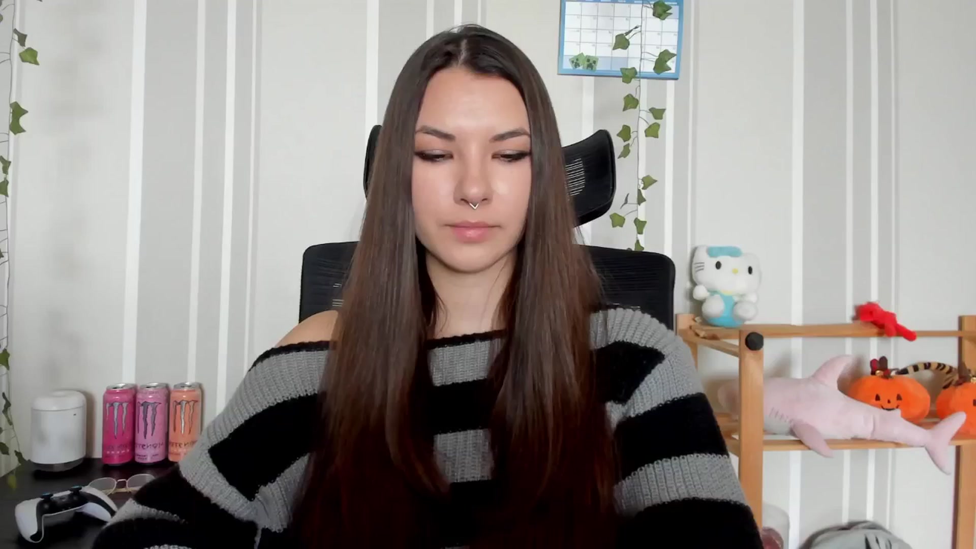Gallery image thumbnail from AmnesiaGirl1's myfreecams stream on, 04/30/2025, 11:31 image 6 of 20