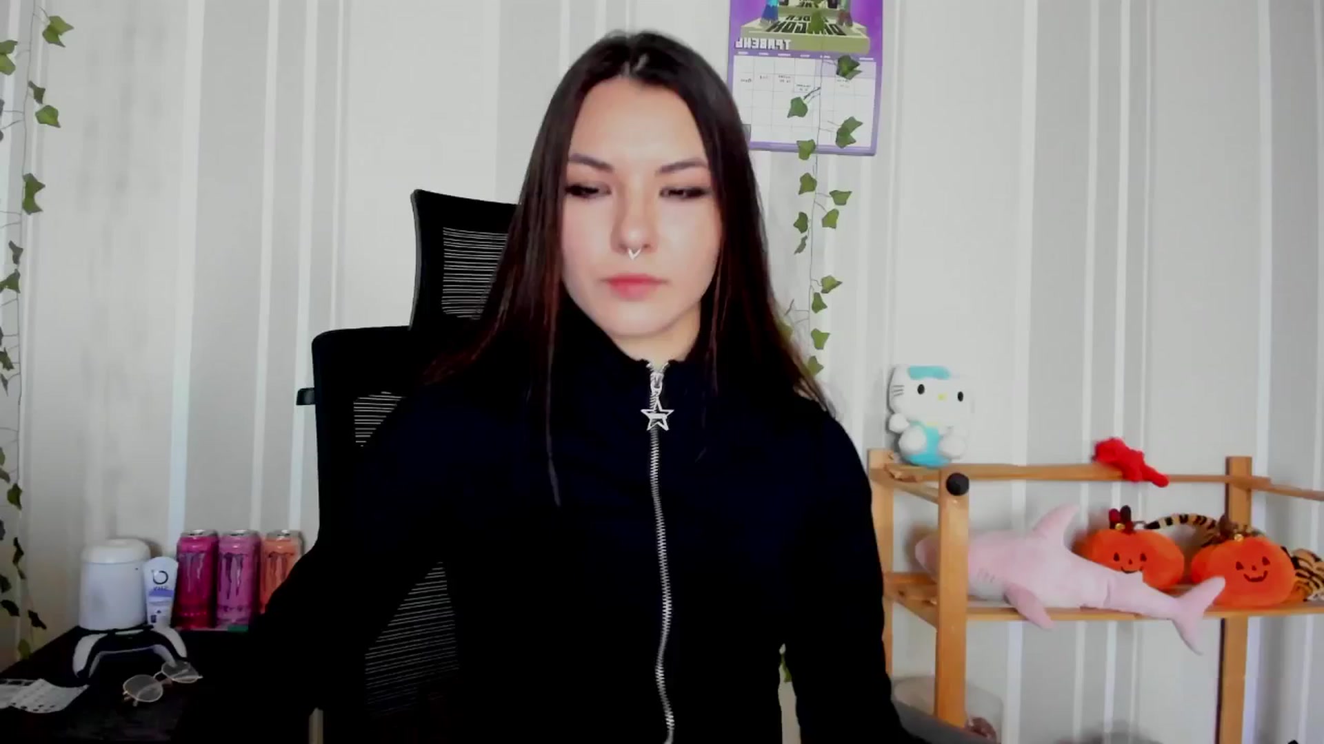 Gallery image thumbnail from AmnesiaGirl1's myfreecams stream on, 05/02/2025, 12:43 image 6 of 20