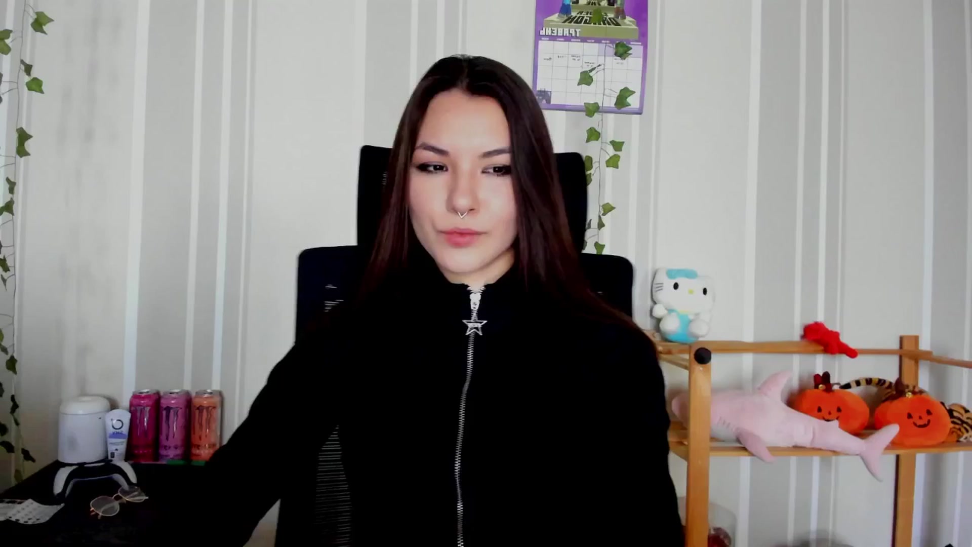 Gallery image thumbnail from AmnesiaGirl1's myfreecams stream on, 05/02/2025, 12:43 image 9 of 20