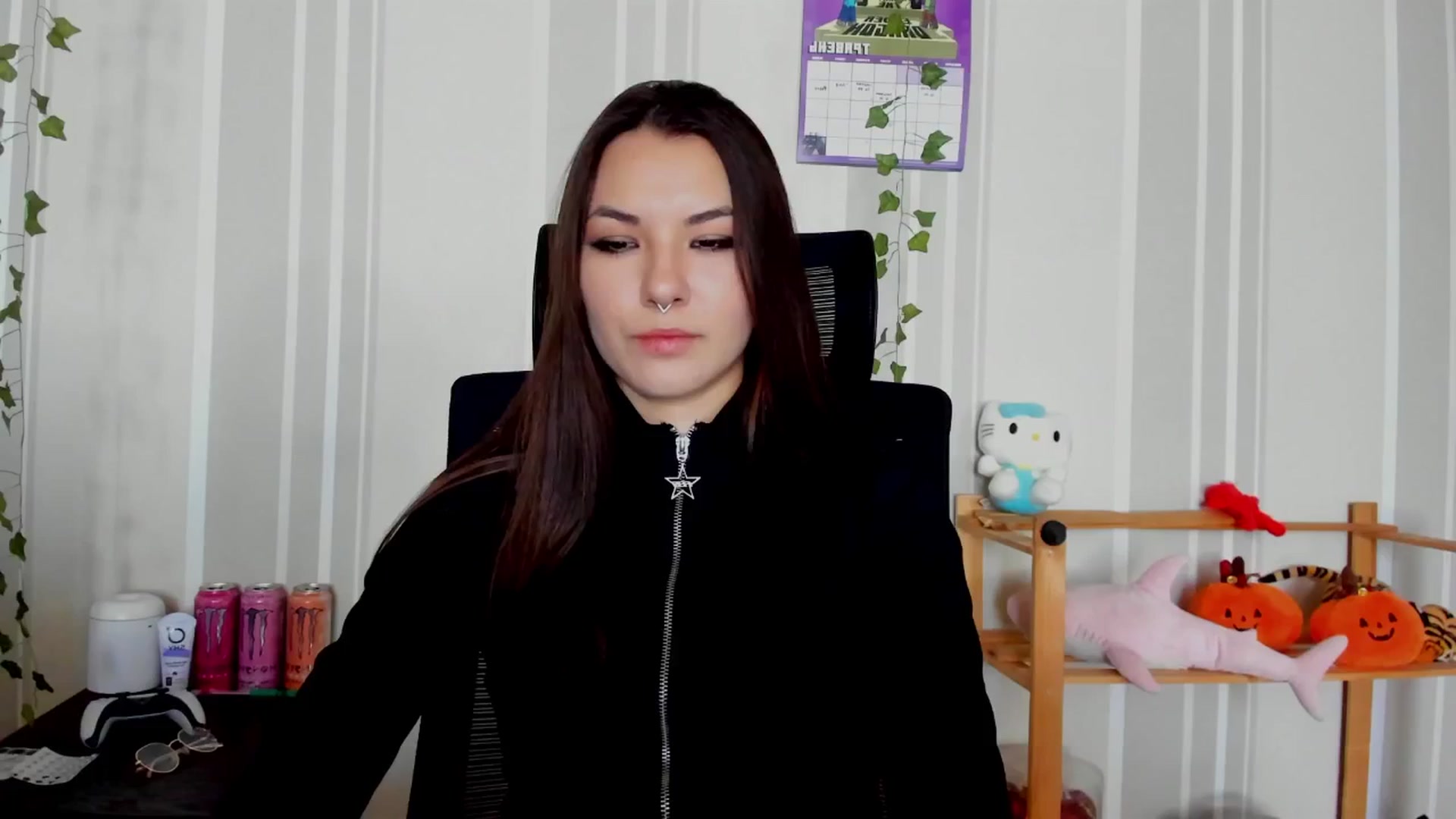 Gallery image thumbnail from AmnesiaGirl1's myfreecams stream on, 05/02/2025, 12:43 image 1 of 20