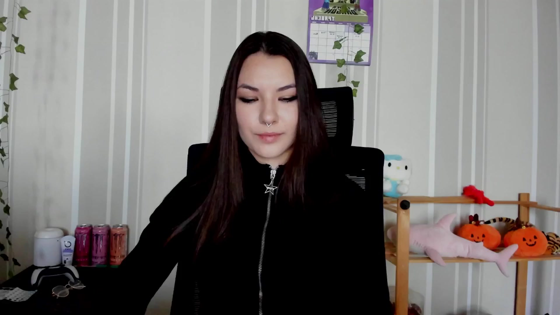 Gallery image thumbnail from AmnesiaGirl1's myfreecams stream on, 05/02/2025, 12:43 image 15 of 20