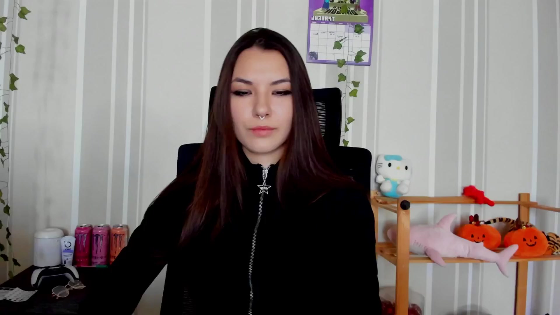Gallery image thumbnail from AmnesiaGirl1's myfreecams stream on, 05/02/2025, 12:43 image 2 of 20
