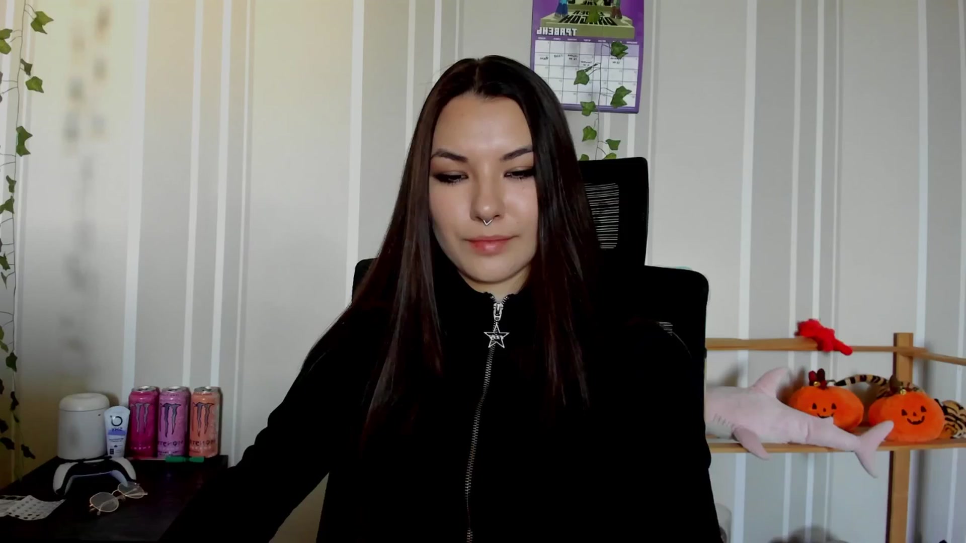 Gallery image thumbnail from AmnesiaGirl1's myfreecams stream on, 05/02/2025, 13:35 image 2 of 20