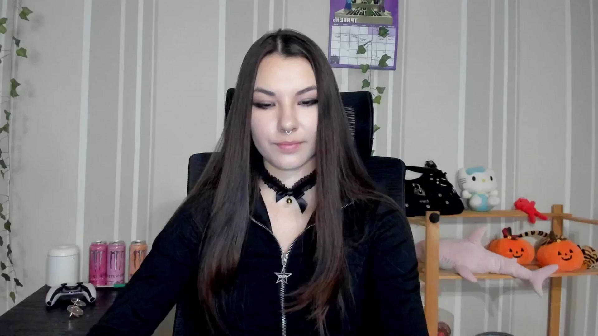 Gallery image thumbnail from AmnesiaGirl1's myfreecams stream on, 05/04/2025, 16:49 image 14 of 20