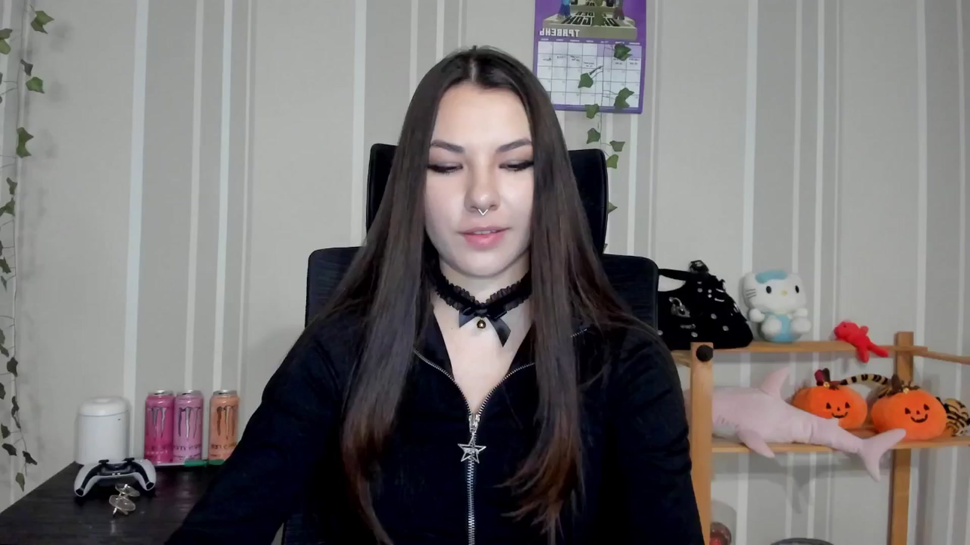 Gallery image thumbnail from AmnesiaGirl1's myfreecams stream on, 05/04/2025, 16:49 image 13 of 20
