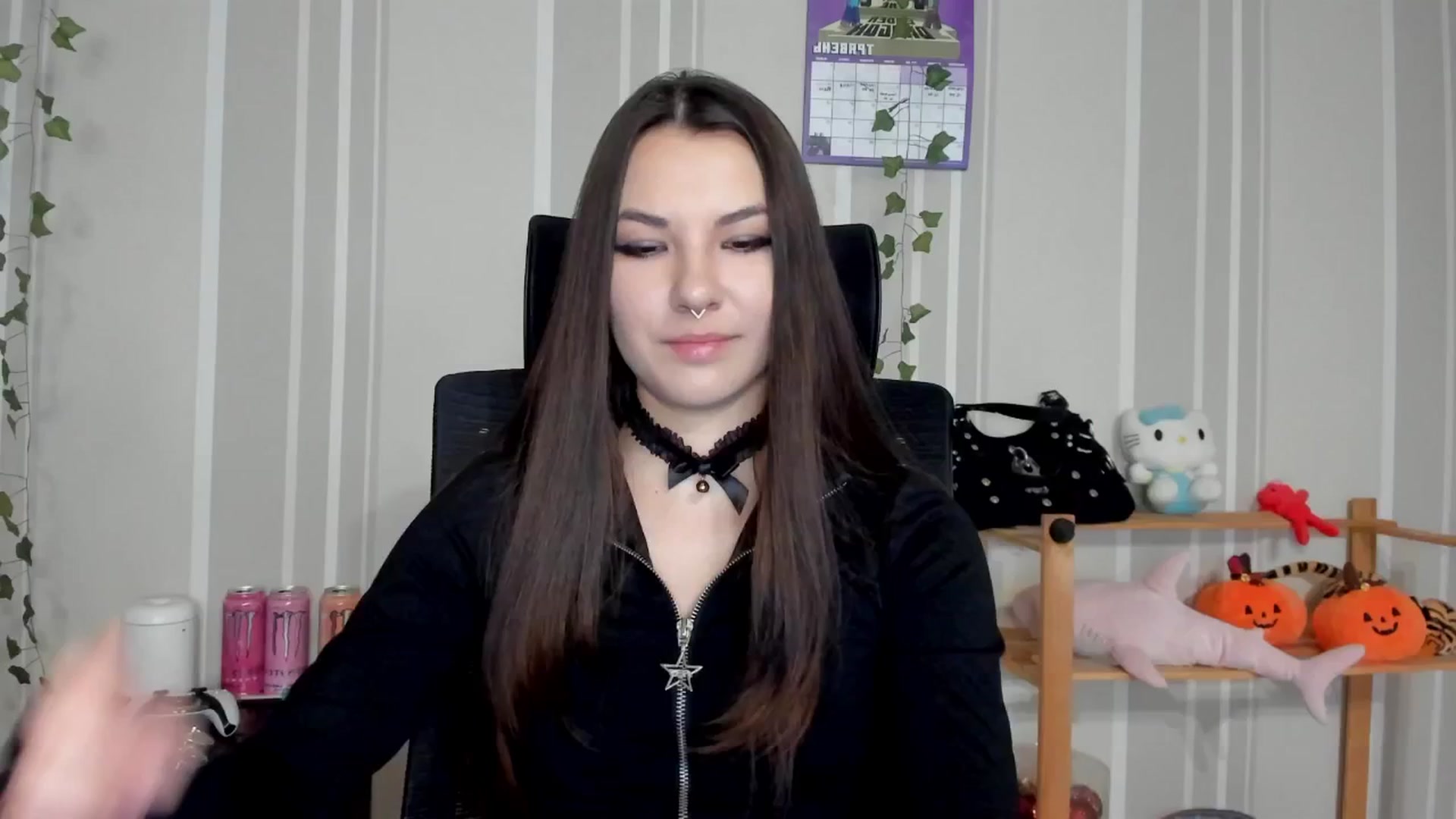 Gallery image thumbnail from AmnesiaGirl1's myfreecams stream on, 05/04/2025, 16:49 image 2 of 20