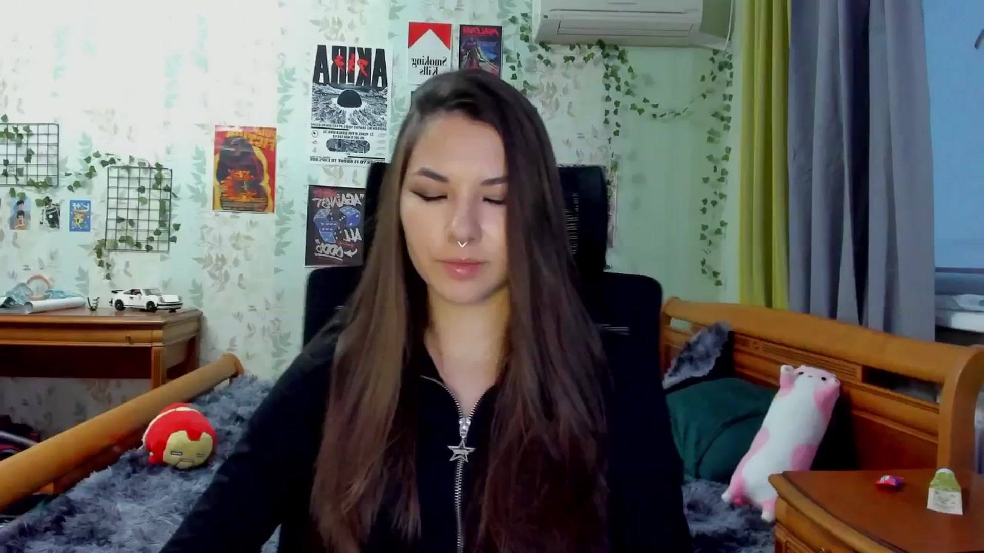 Gallery image thumbnail from AmnesiaGirl1's myfreecams stream on, 05/06/2025, 17:25 image 18 of 20