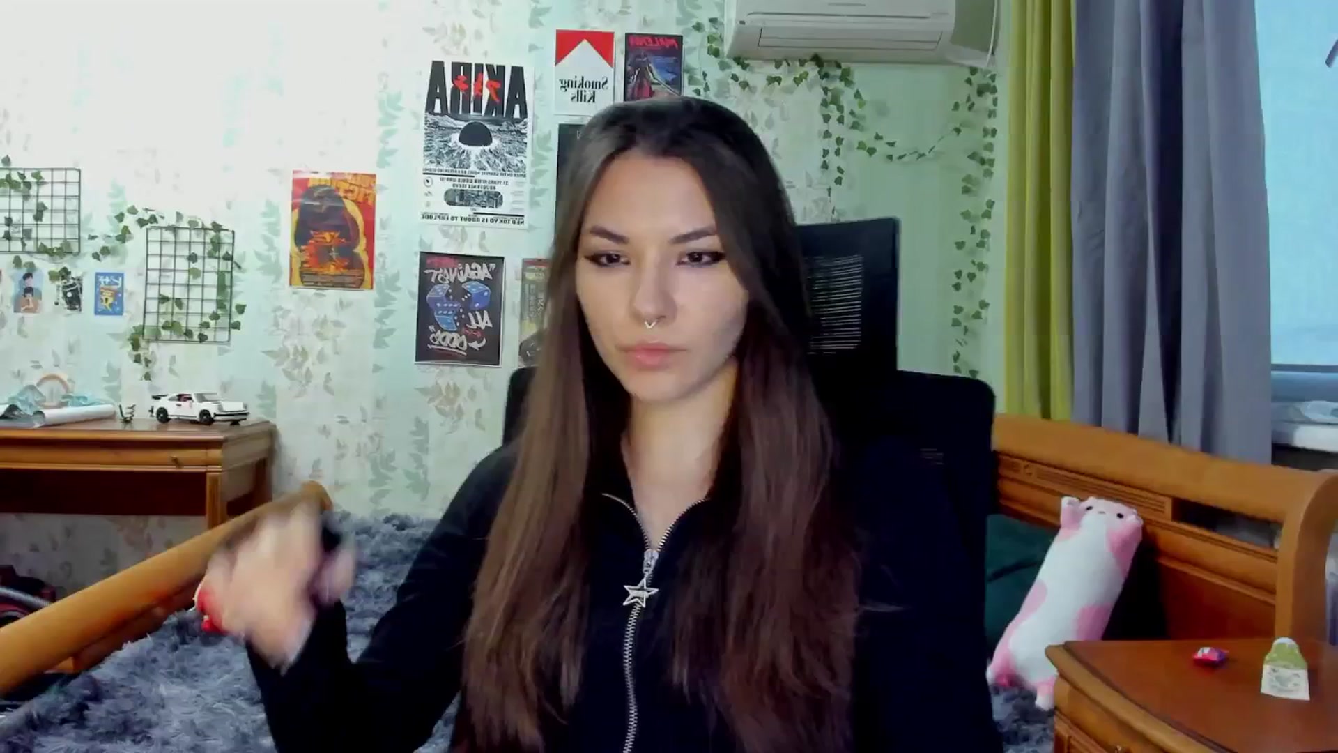 Gallery image thumbnail from AmnesiaGirl1's myfreecams stream on, 05/06/2025, 17:25 image 1 of 20
