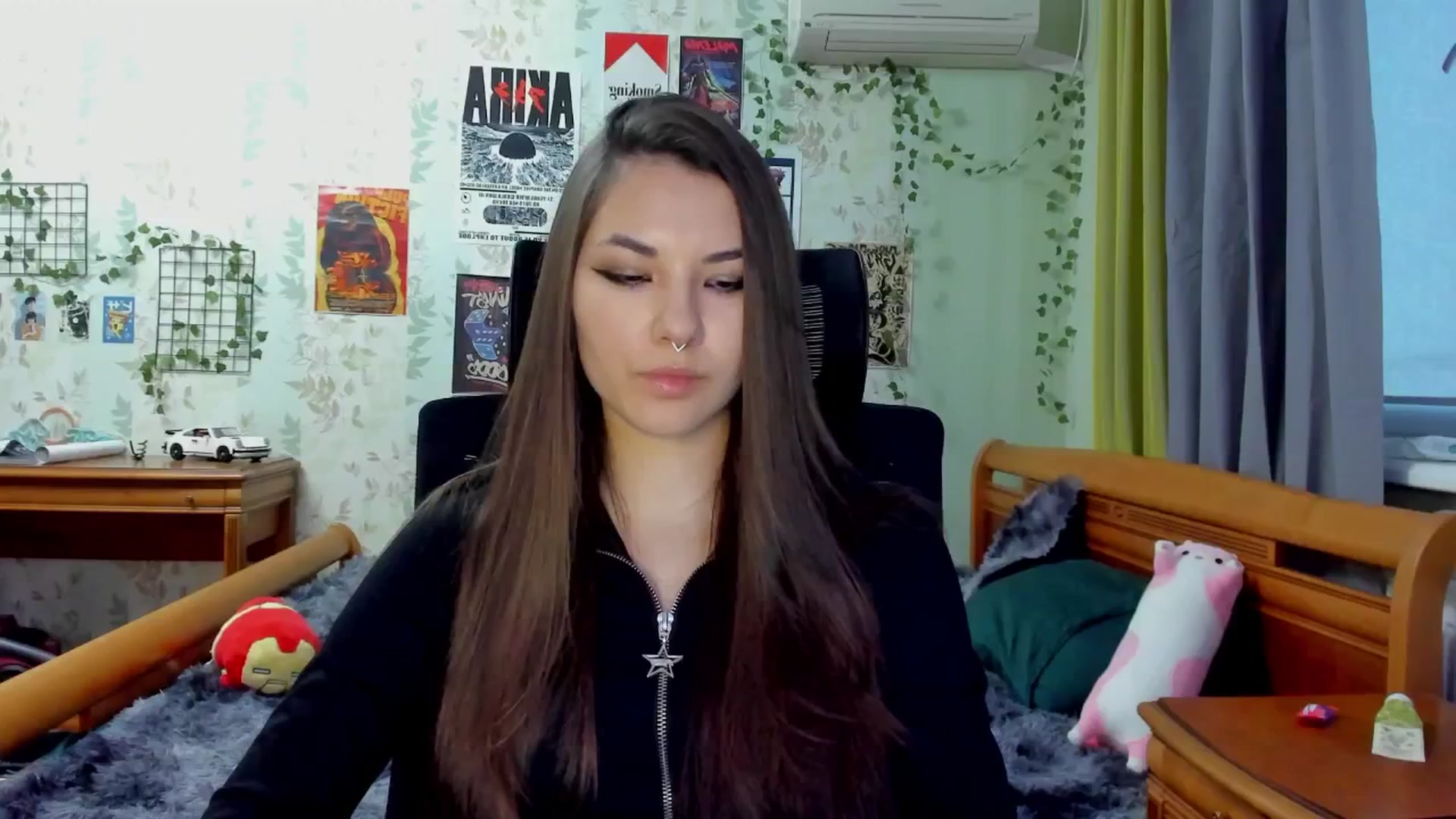 Gallery image thumbnail from AmnesiaGirl1's myfreecams stream on, 05/06/2025, 17:25 image 11 of 20
