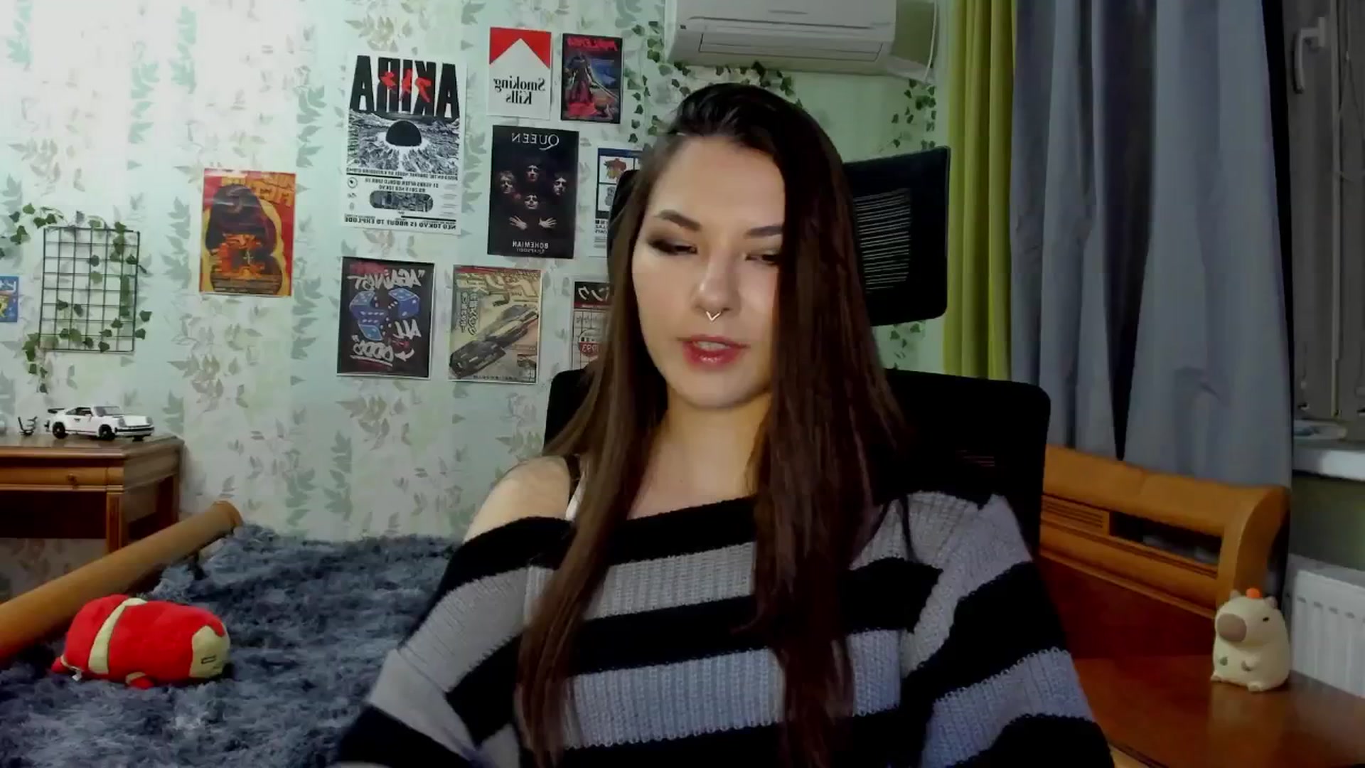 Gallery image thumbnail from AmnesiaGirl1's myfreecams stream on, 05/07/2025, 18:46 image 17 of 20